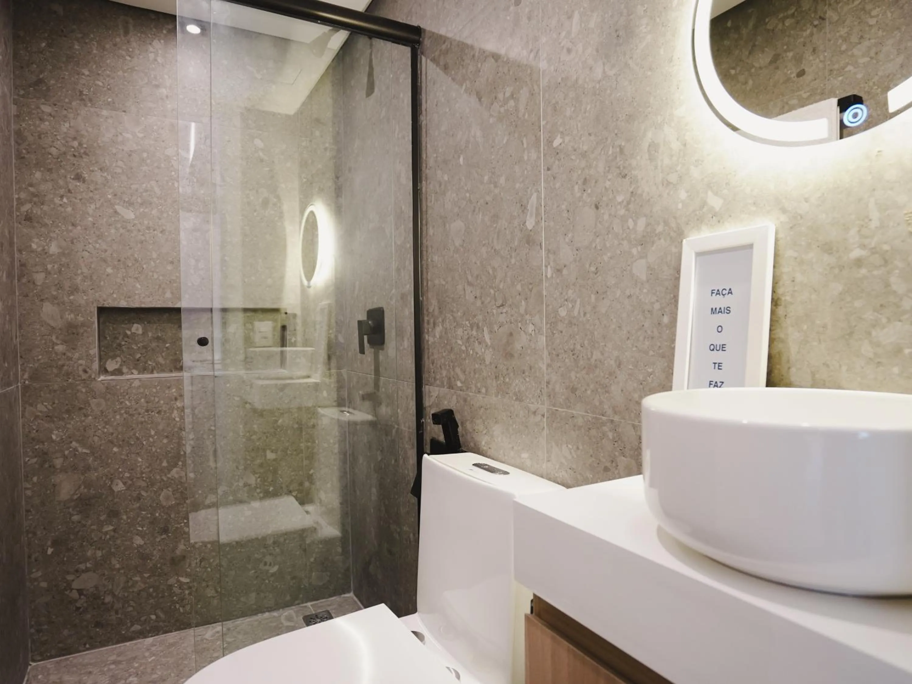 Shower in Apê Itaim Bibi - Soft Opening