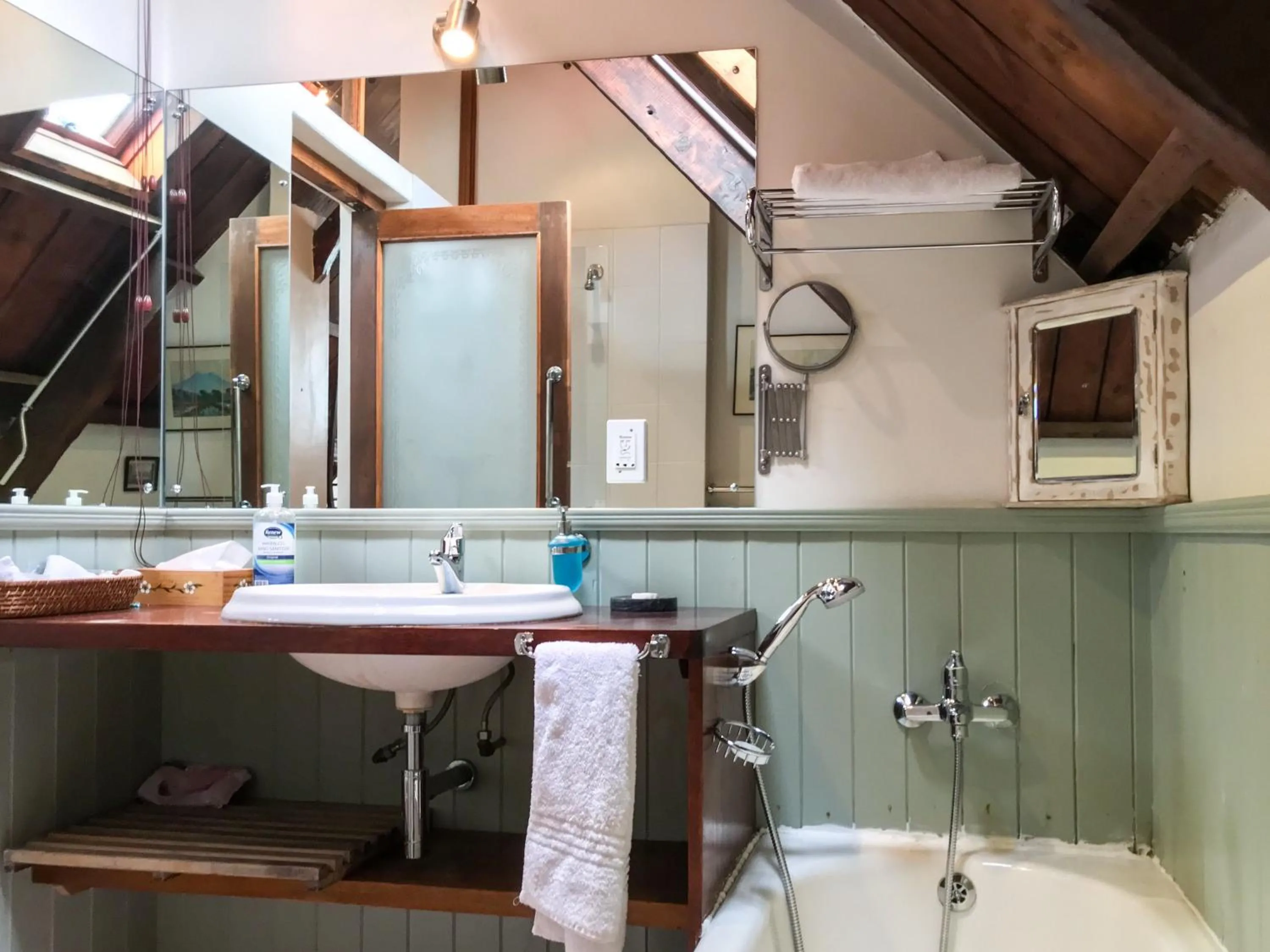 Braeside House Apartments