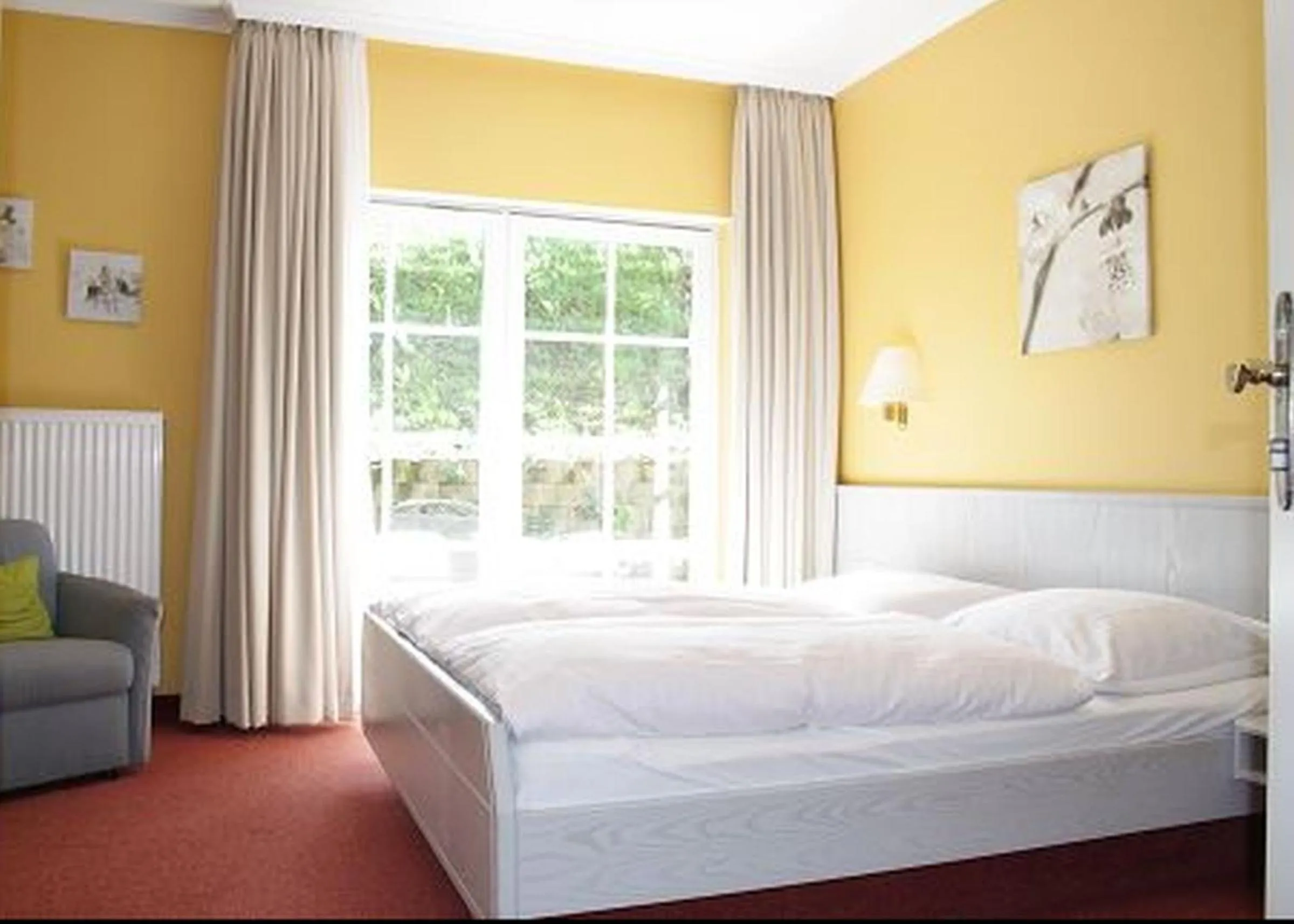 Bedroom in Hotel & Restaurant Weinberg