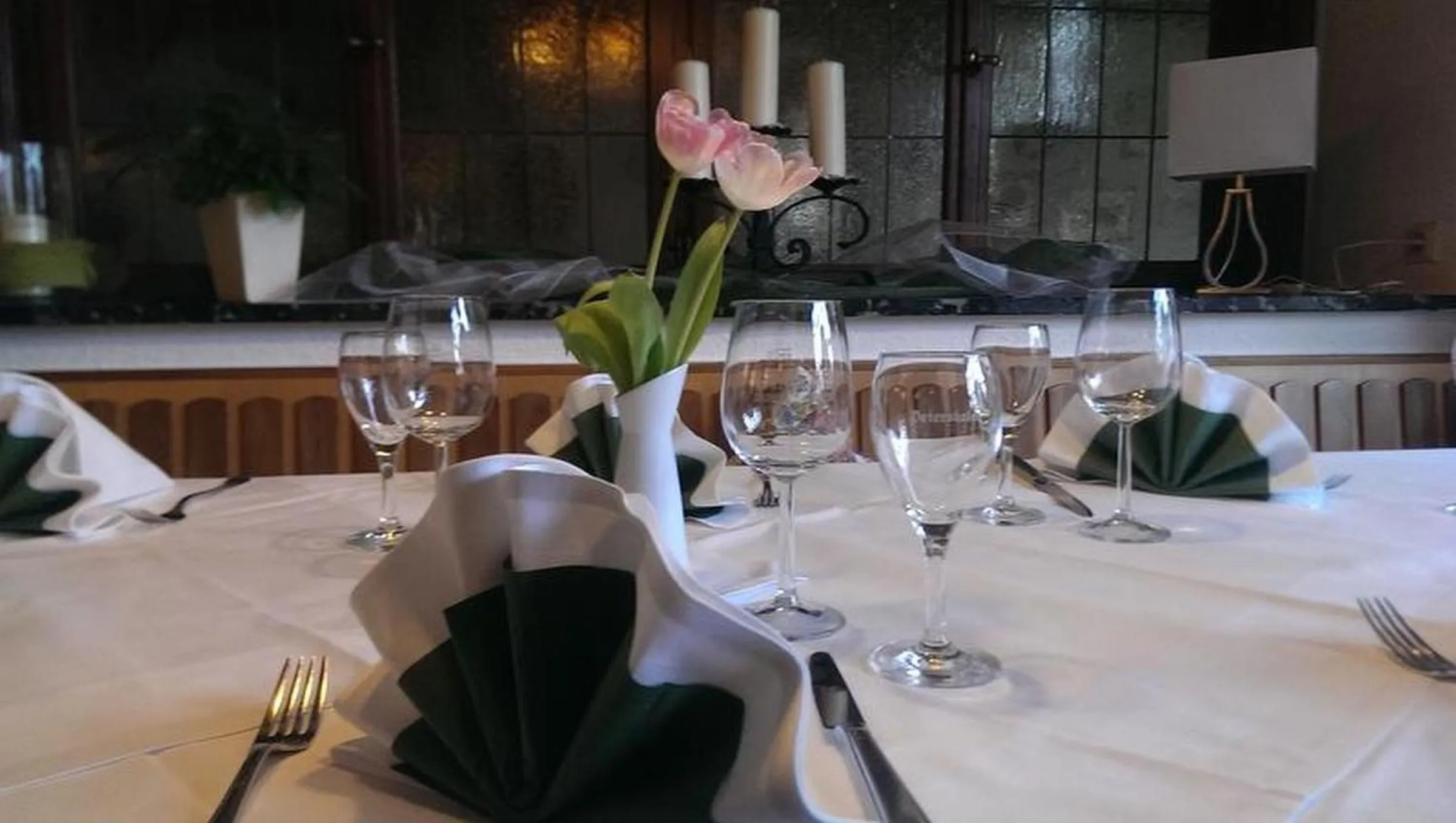 Restaurant/places to eat in Hotel & Restaurant Weinberg