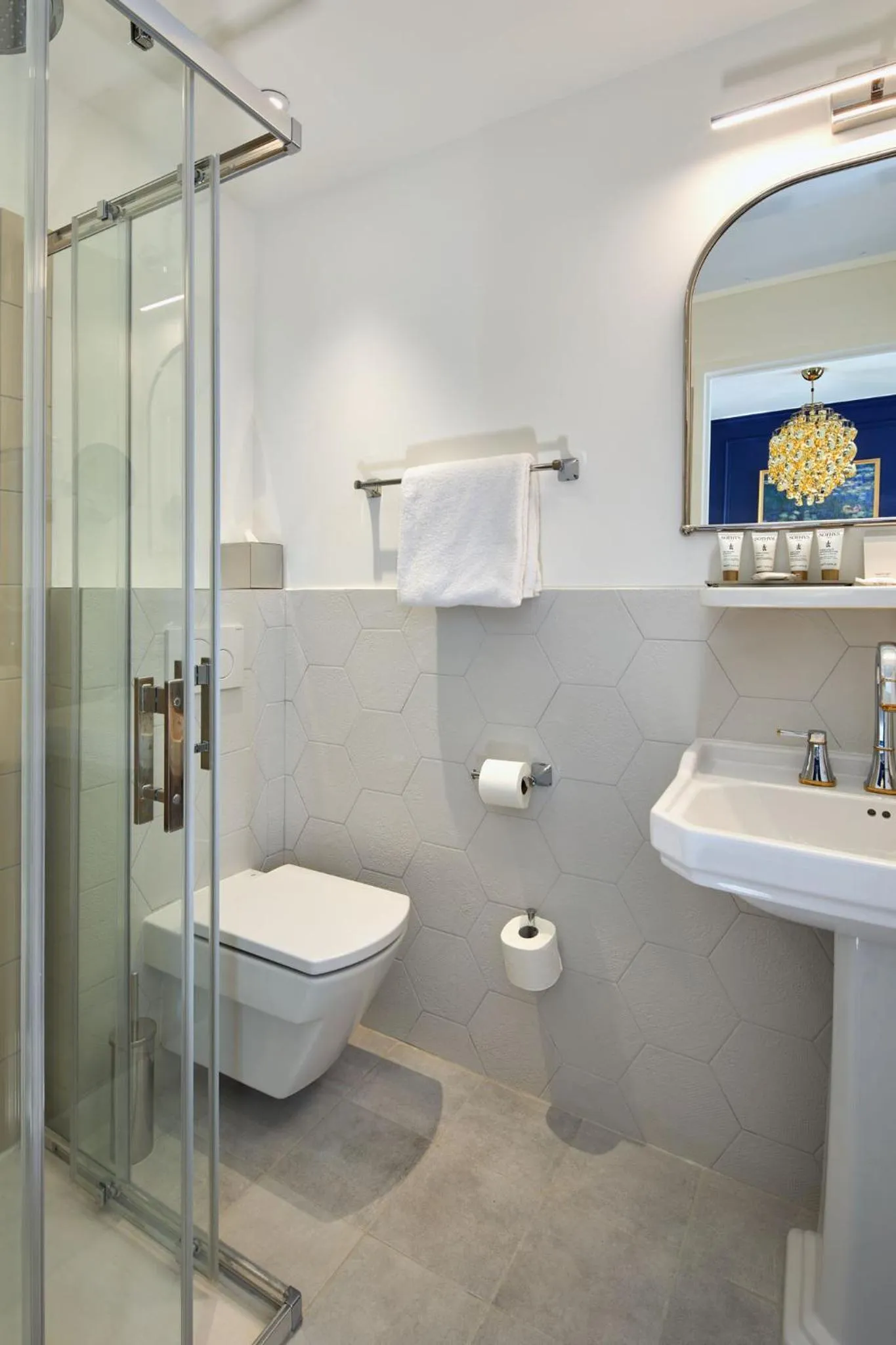 Bathroom in Hotel Villa Romantic & Spa