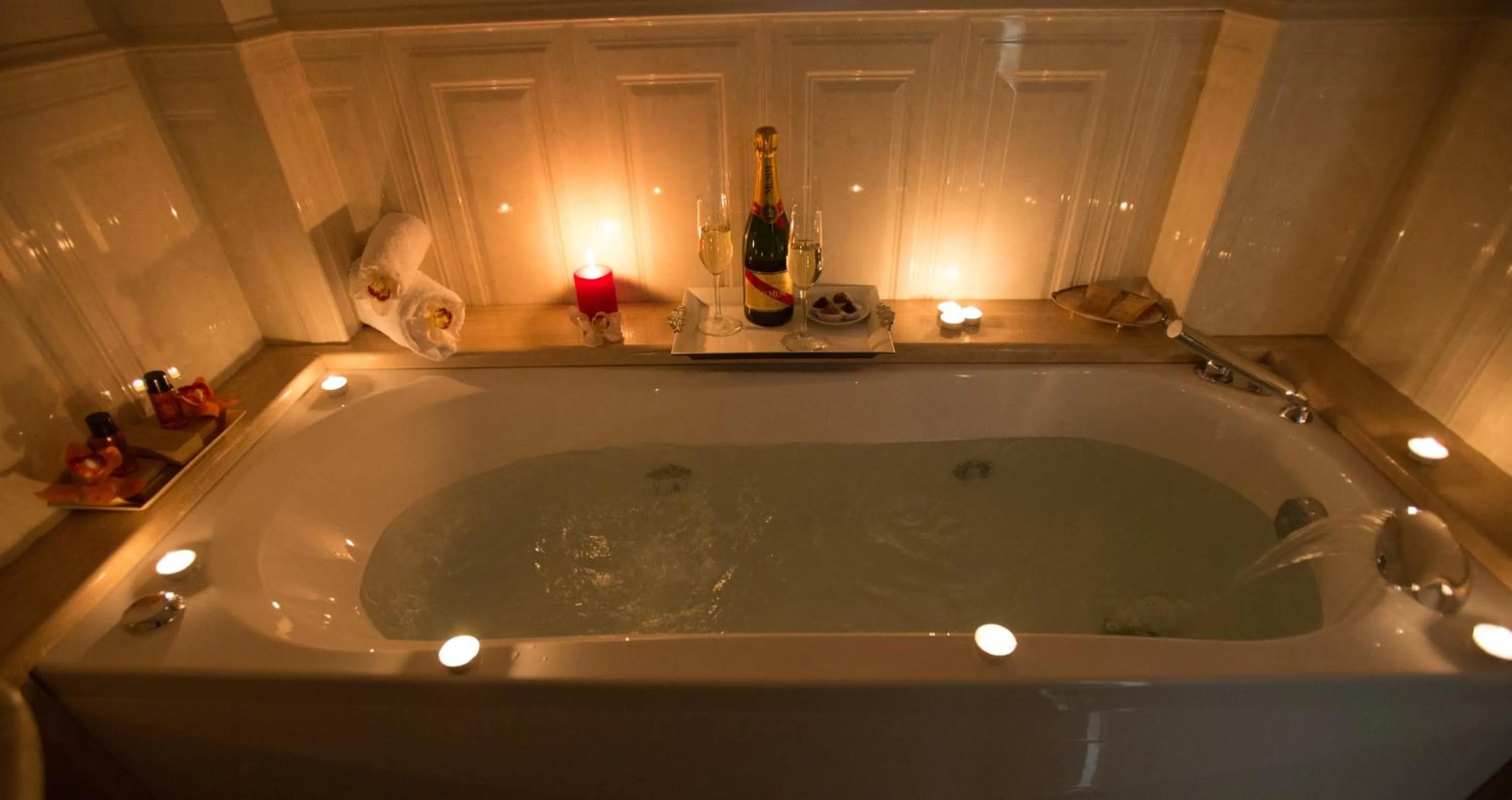 Bathroom in Royal Suite Trinità Dei Monti