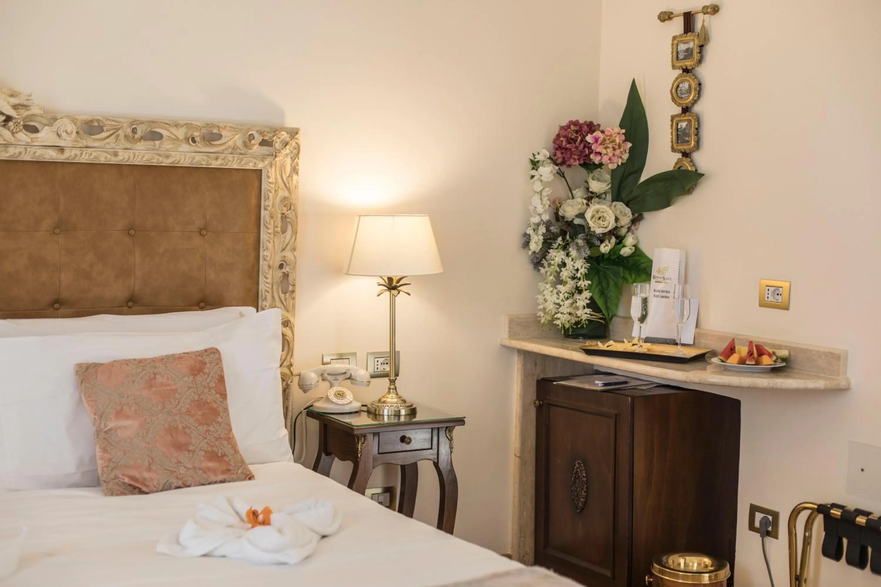 Decorative detail, Bed in Royal Suite Trinità Dei Monti