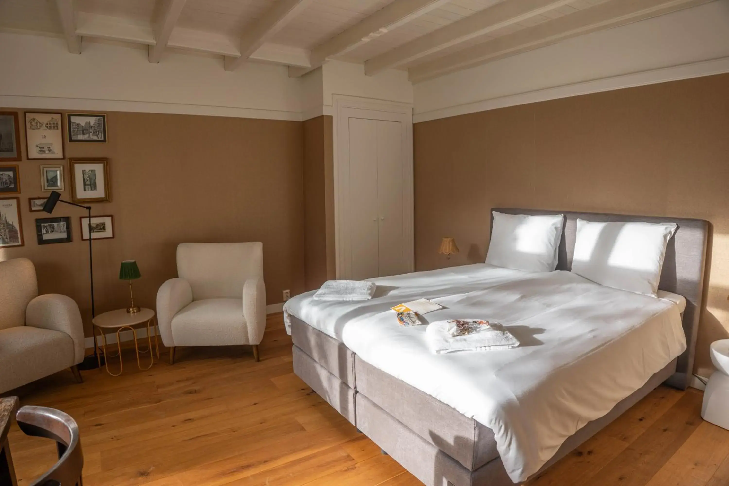 Standard Double or Twin Room with Garden View - single occupancy in The Guesthouse Standard Double or Twin Room with Garden View - single occupancy in The Guesthouse