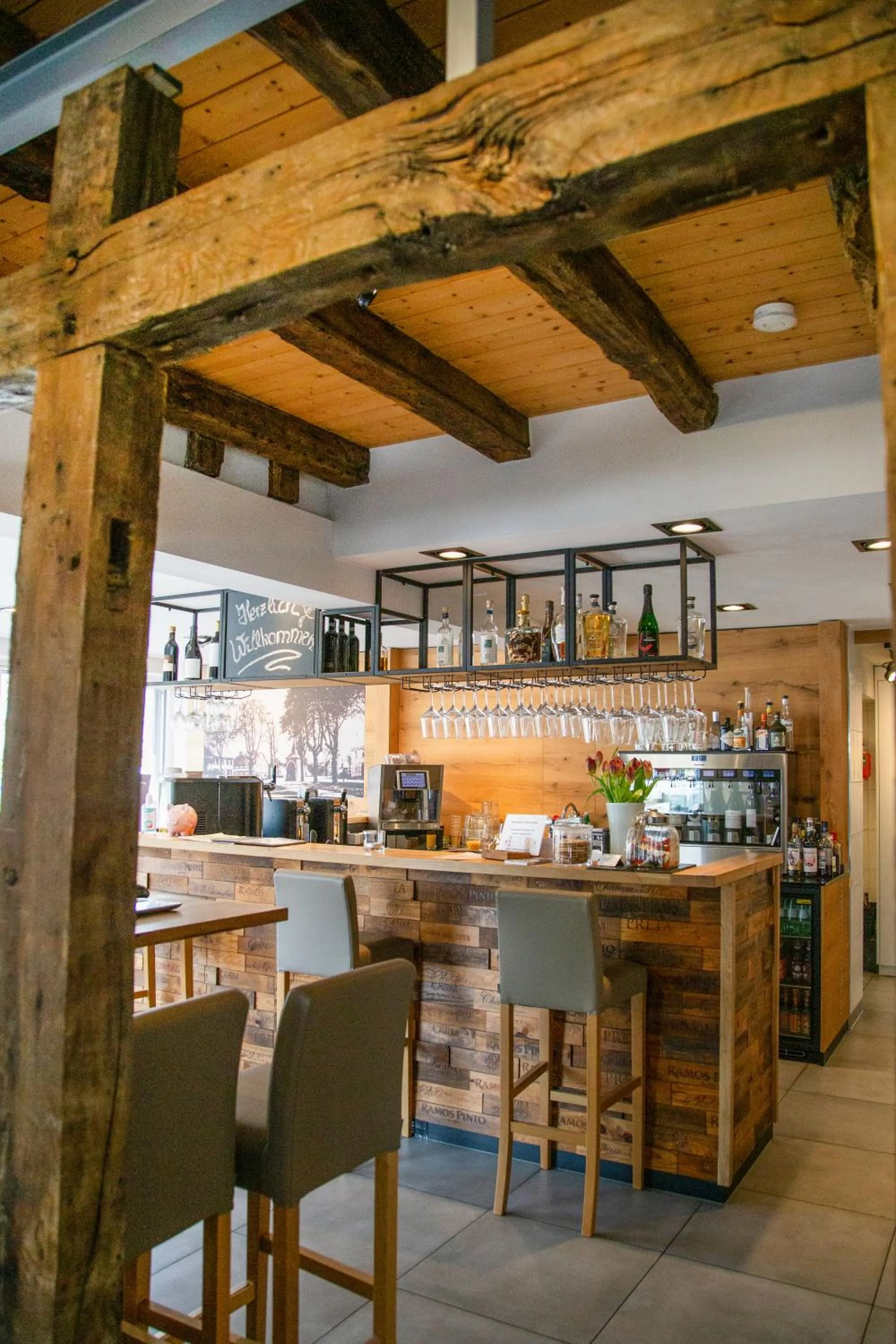 Restaurant/places to eat in Kragemann Hotel & Vinothek