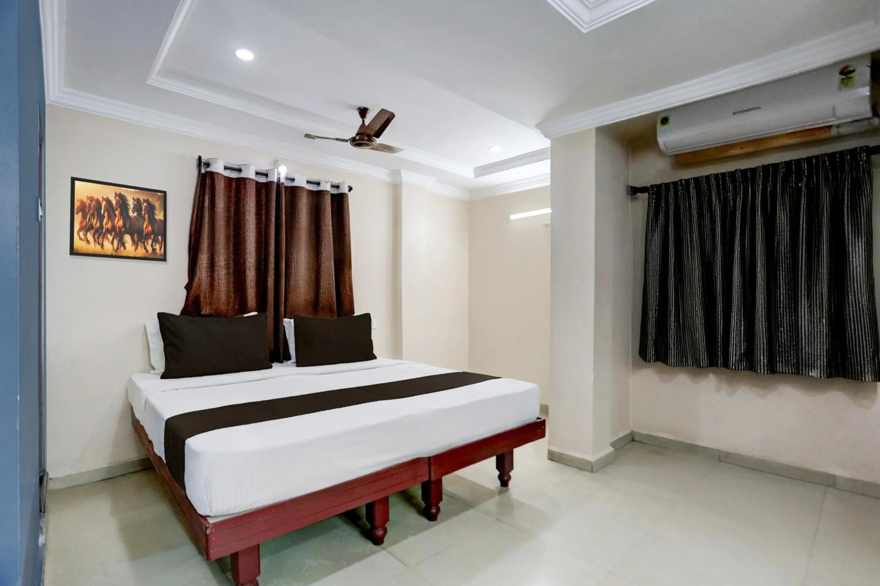 Bedroom, Bed in Hotel O by OYO ANNAPURNA RESIDENCY