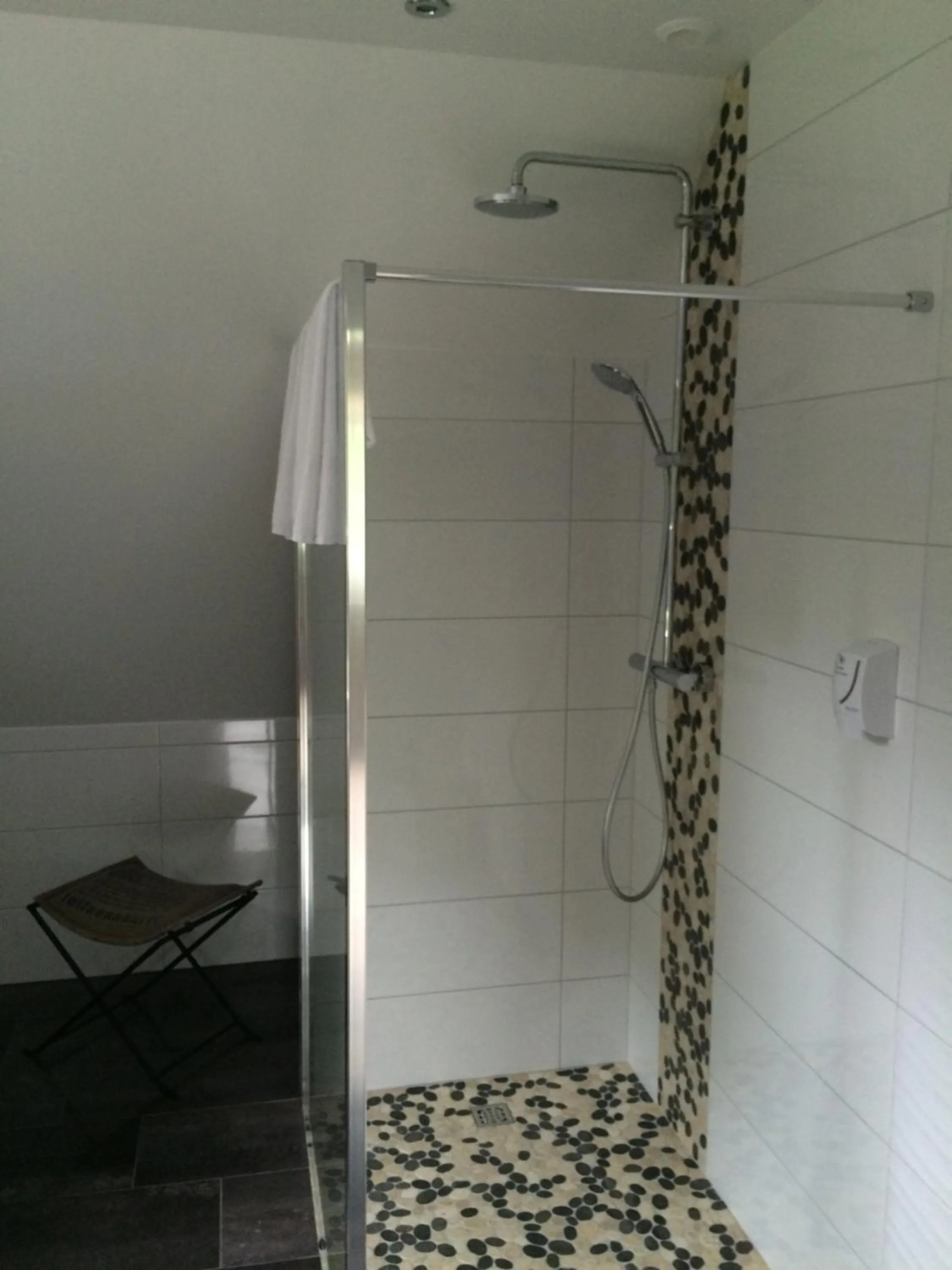 Shower in Chambres d'Hotes Chez Marie