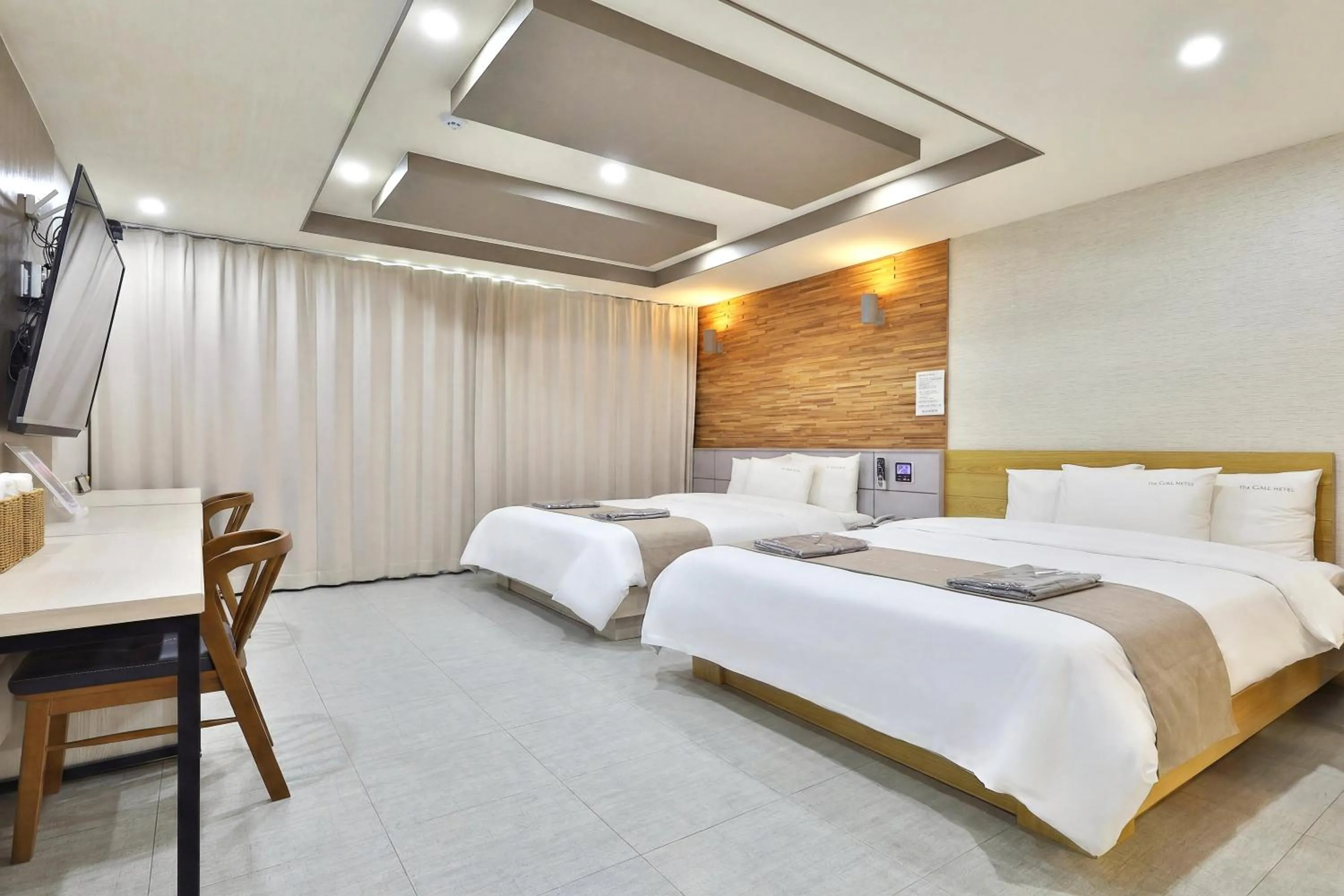 Bedroom, Bed in The Ciel