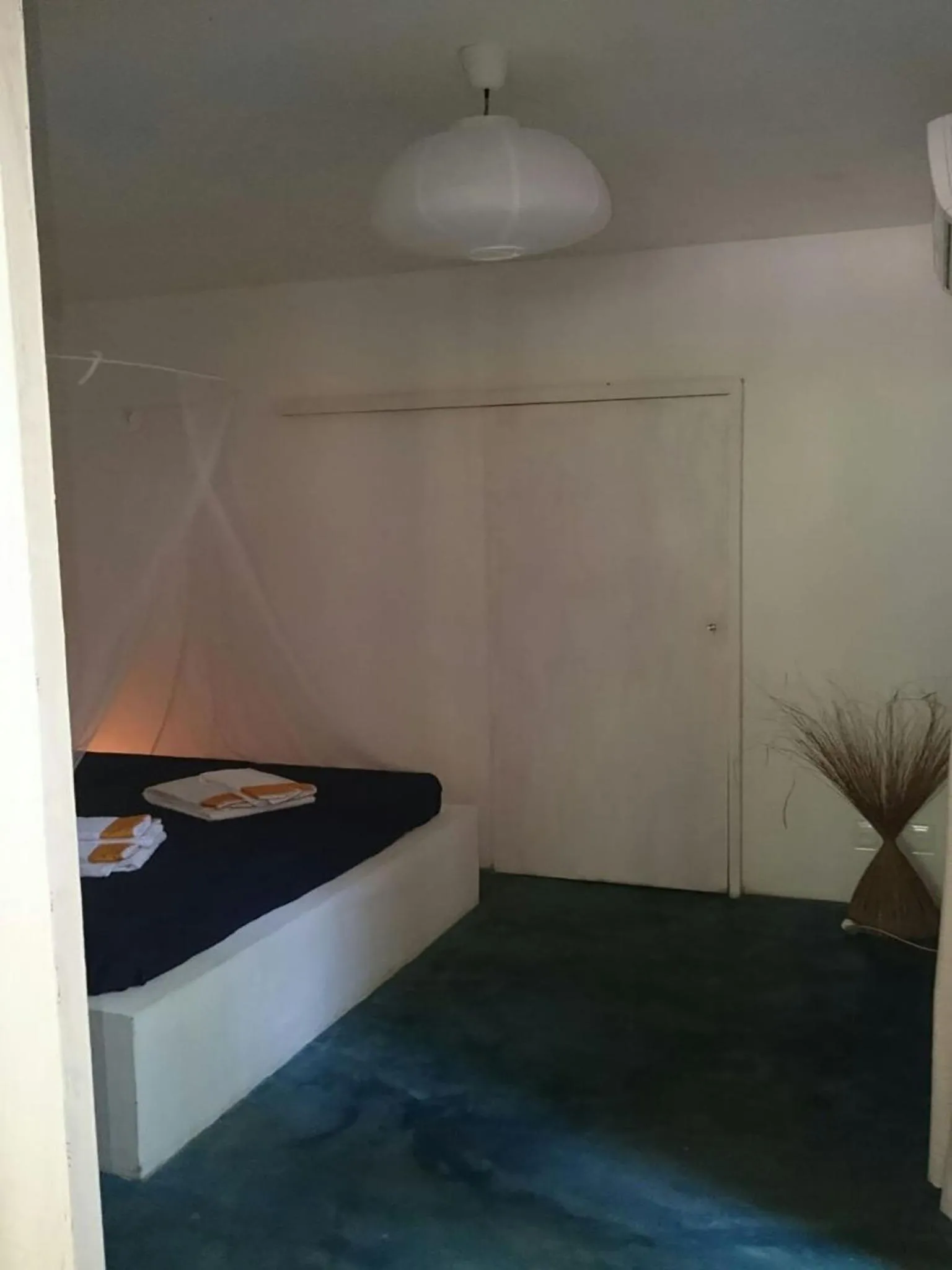 Photo of the whole room, Bed in Vila Engawa Flats