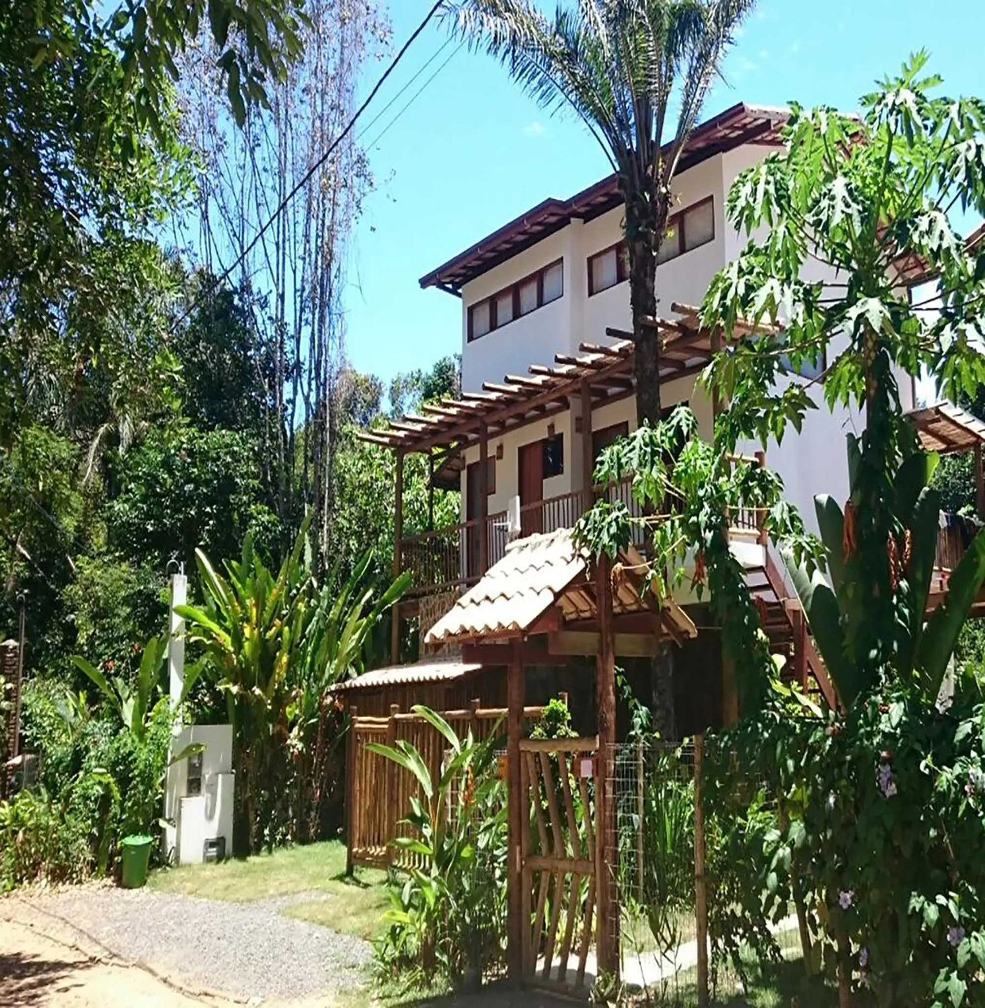 Facade/entrance in Vila Engawa Flats