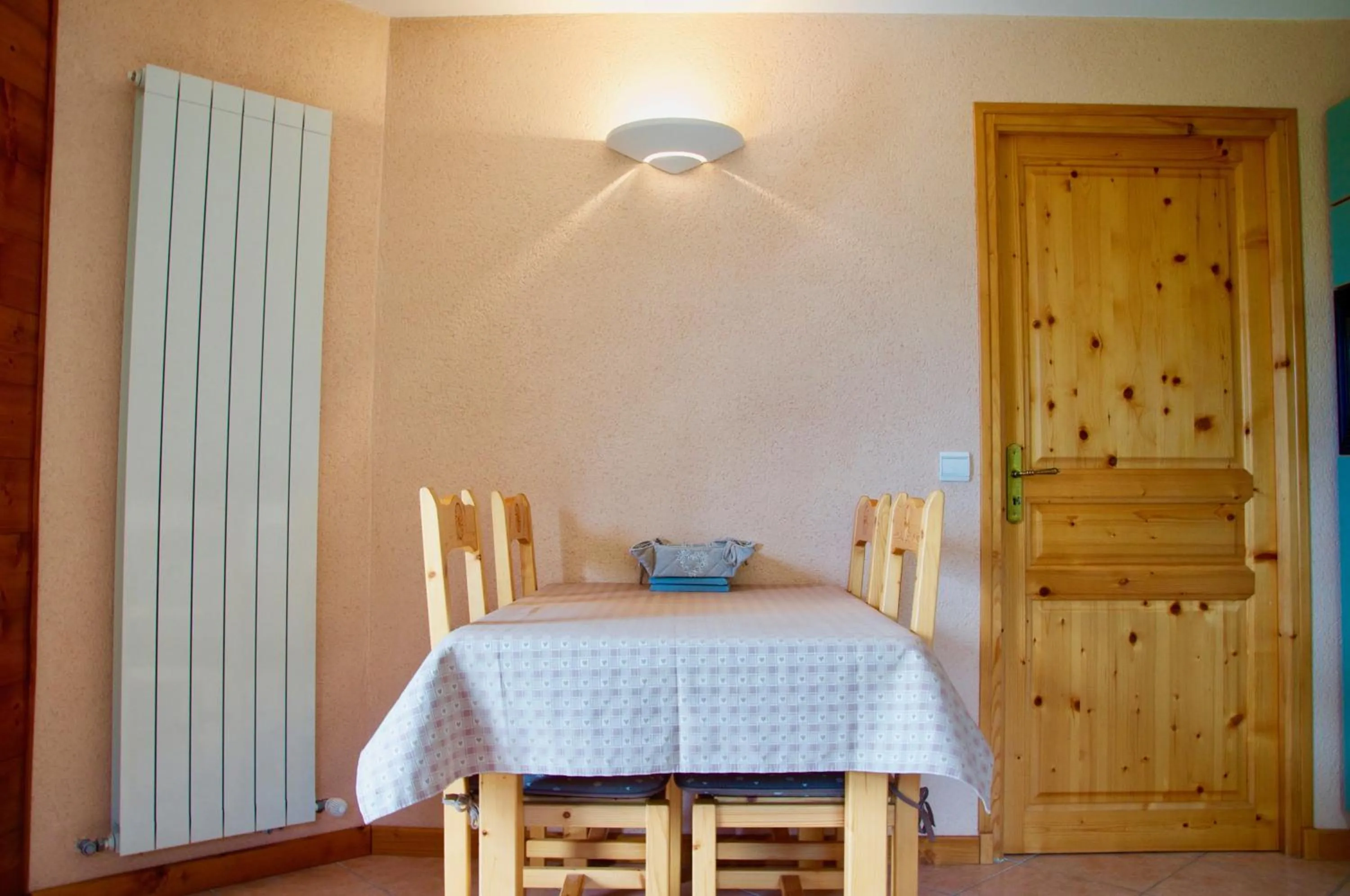 Dining area in Gîte de La Belle Étoile