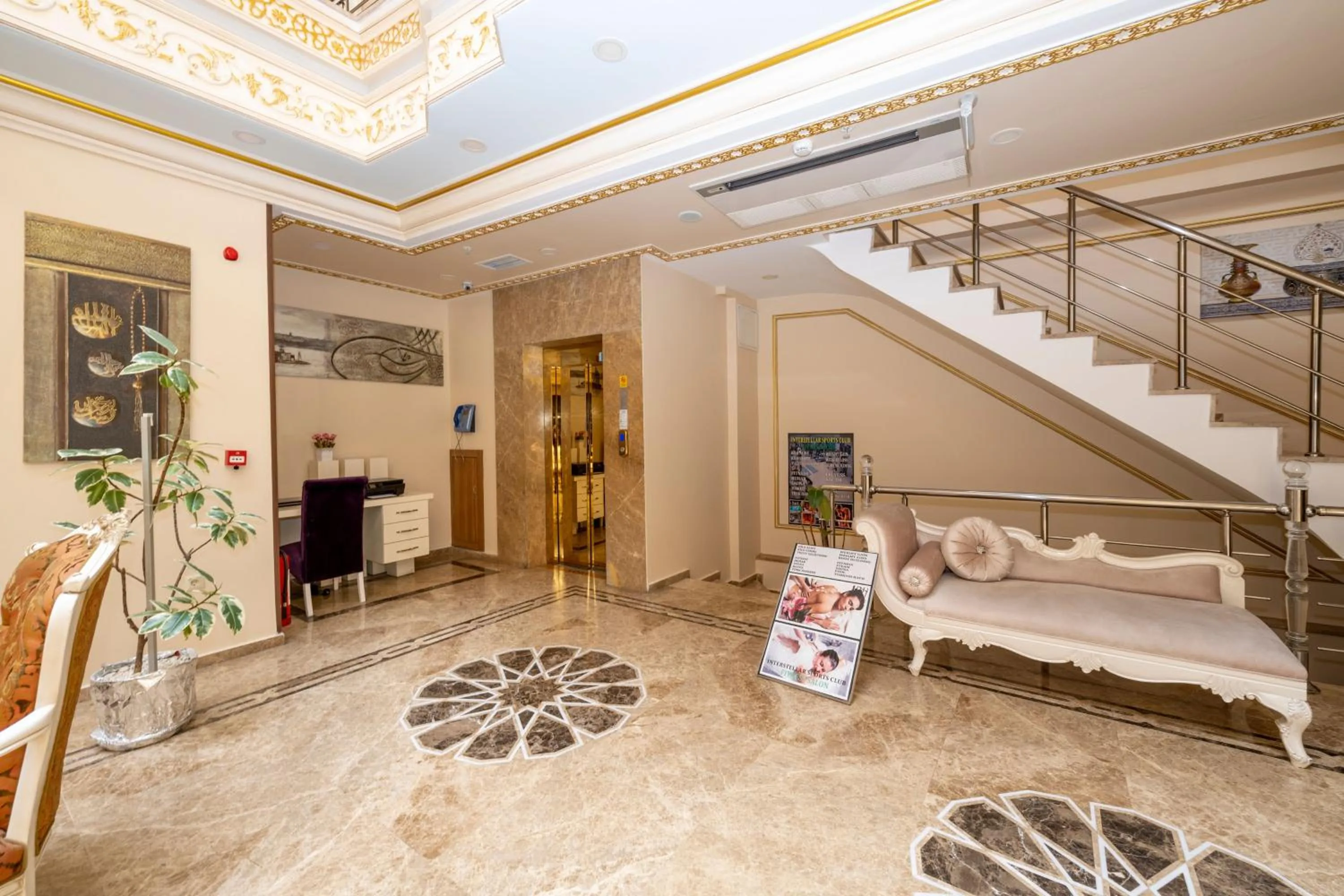 Lobby or reception in Harmony Hotel Merter & SPA