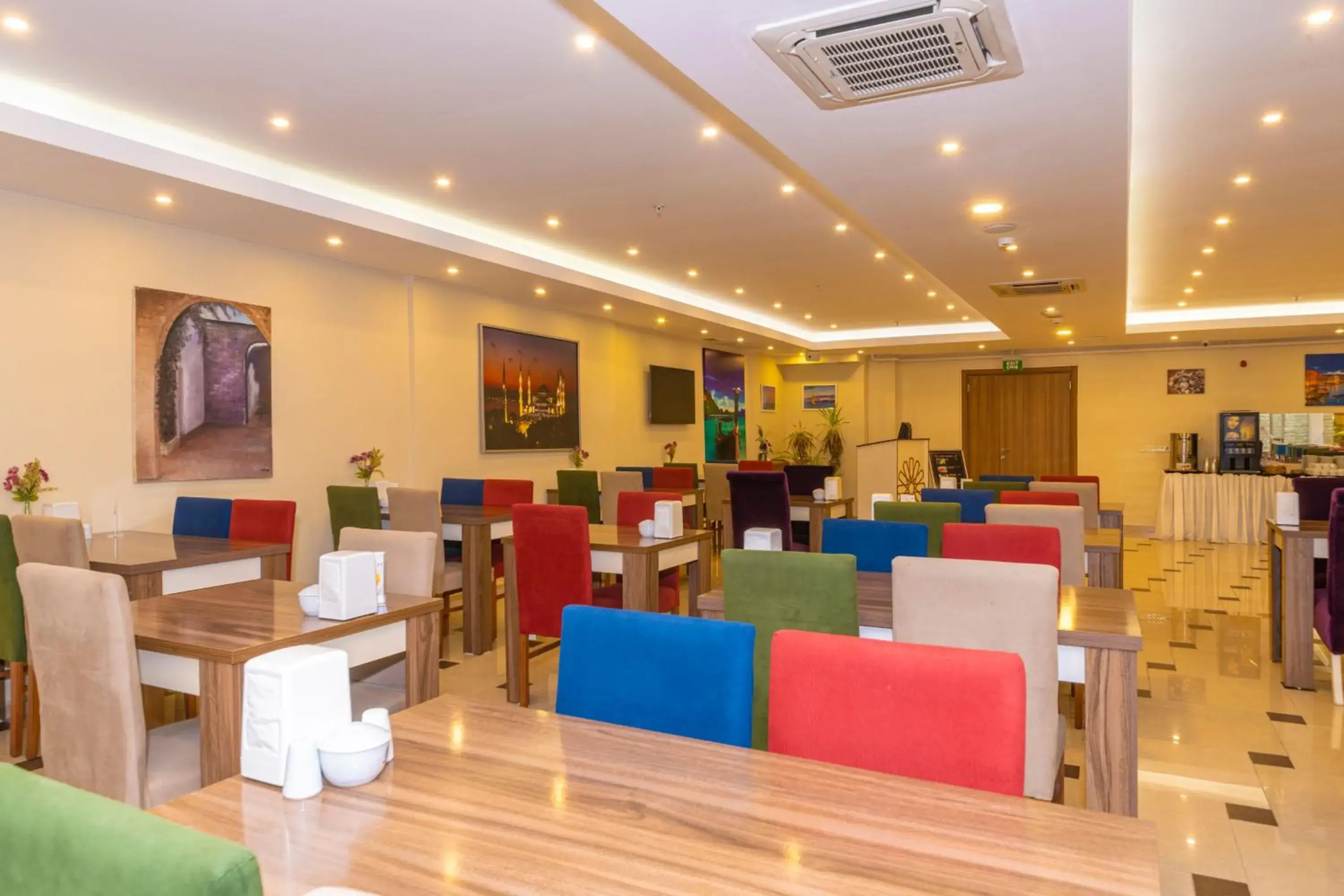 Restaurant/places to eat in Harmony Hotel Merter & SPA Restaurant/places to eat in Harmony Hotel Merter & SPA