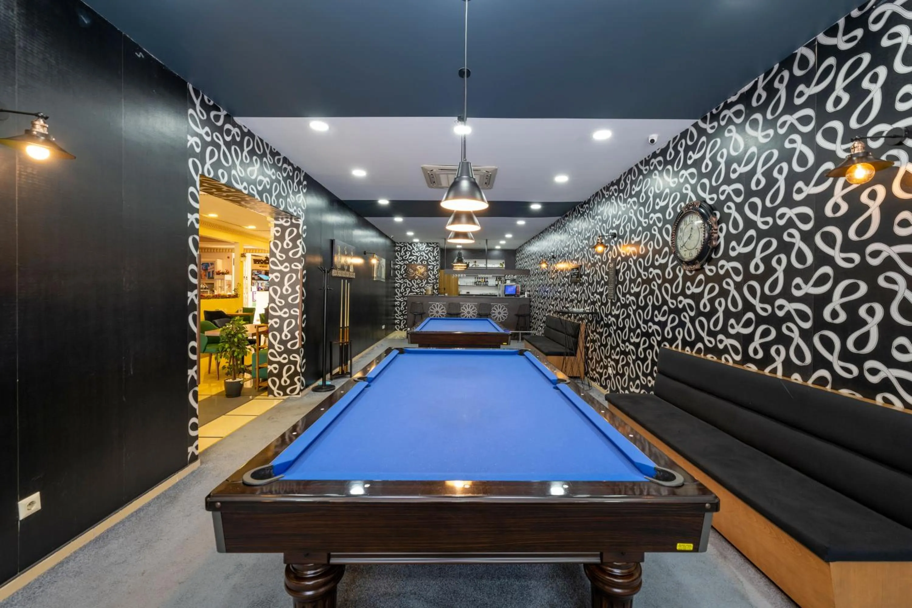 Billiard in Harmony Hotel Merter & SPA