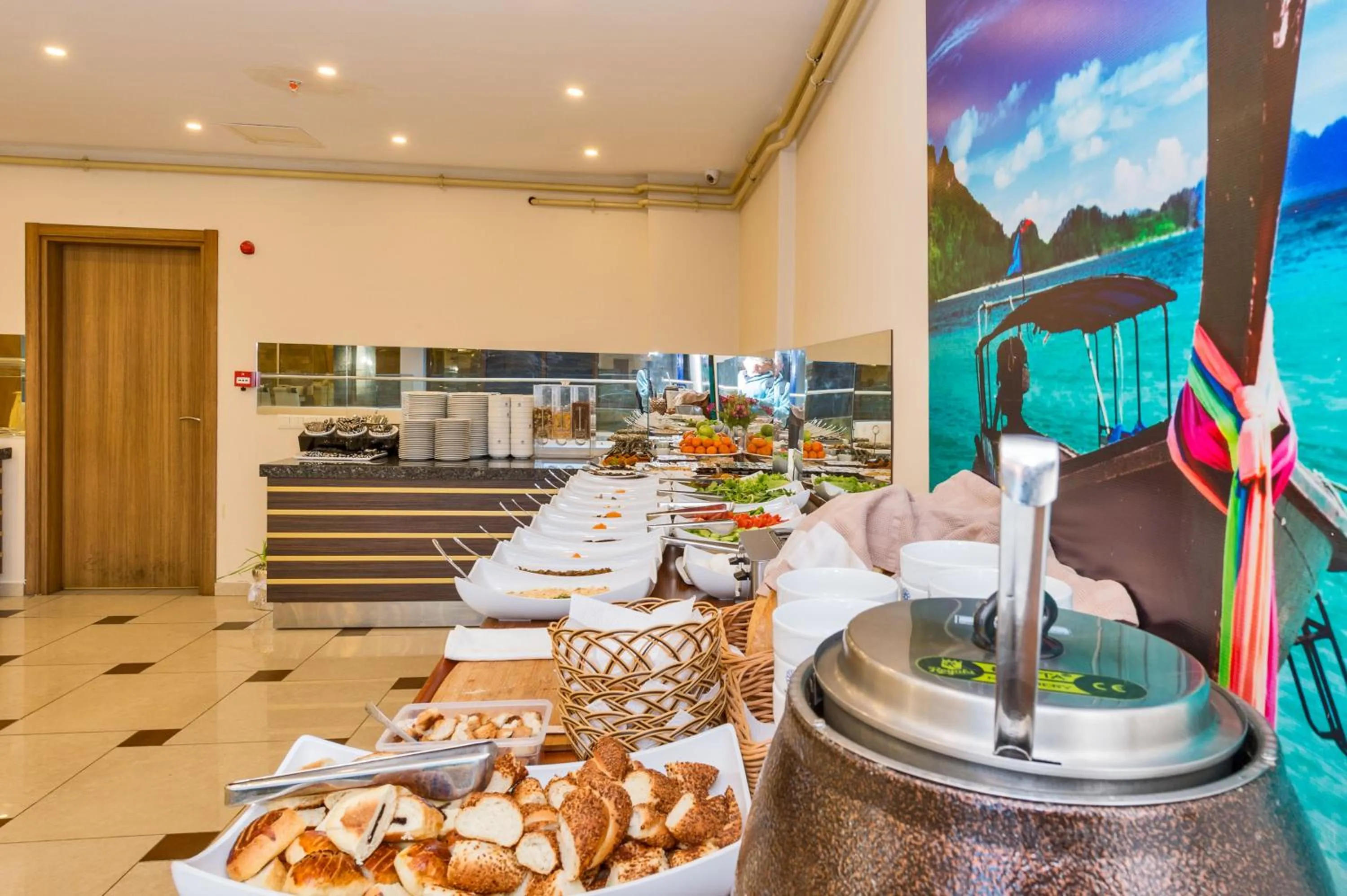 Coffee/tea facilities in Harmony Hotel Merter & SPA