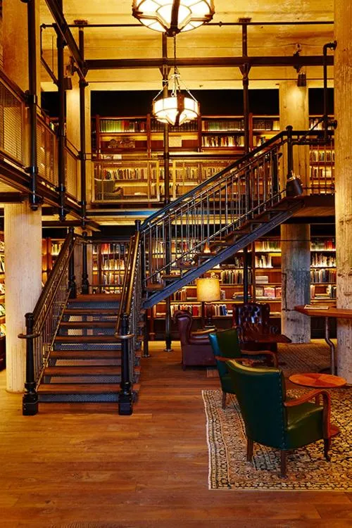 Seating area in Hotel Emma at Pearl on the Riverwalk