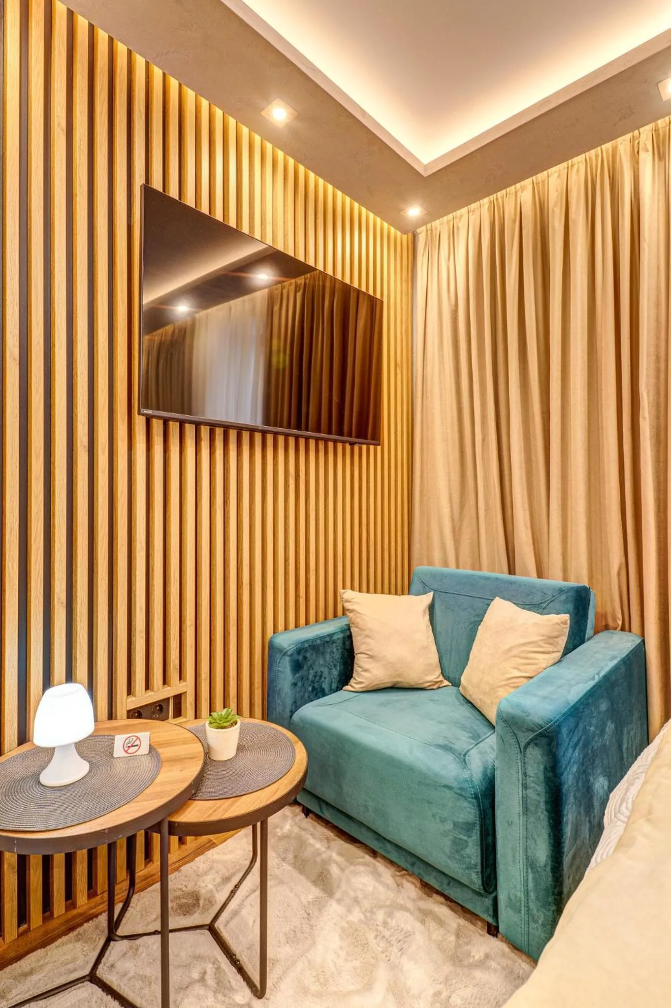 TV and multimedia in Grand Resort Pamporovo Apartments