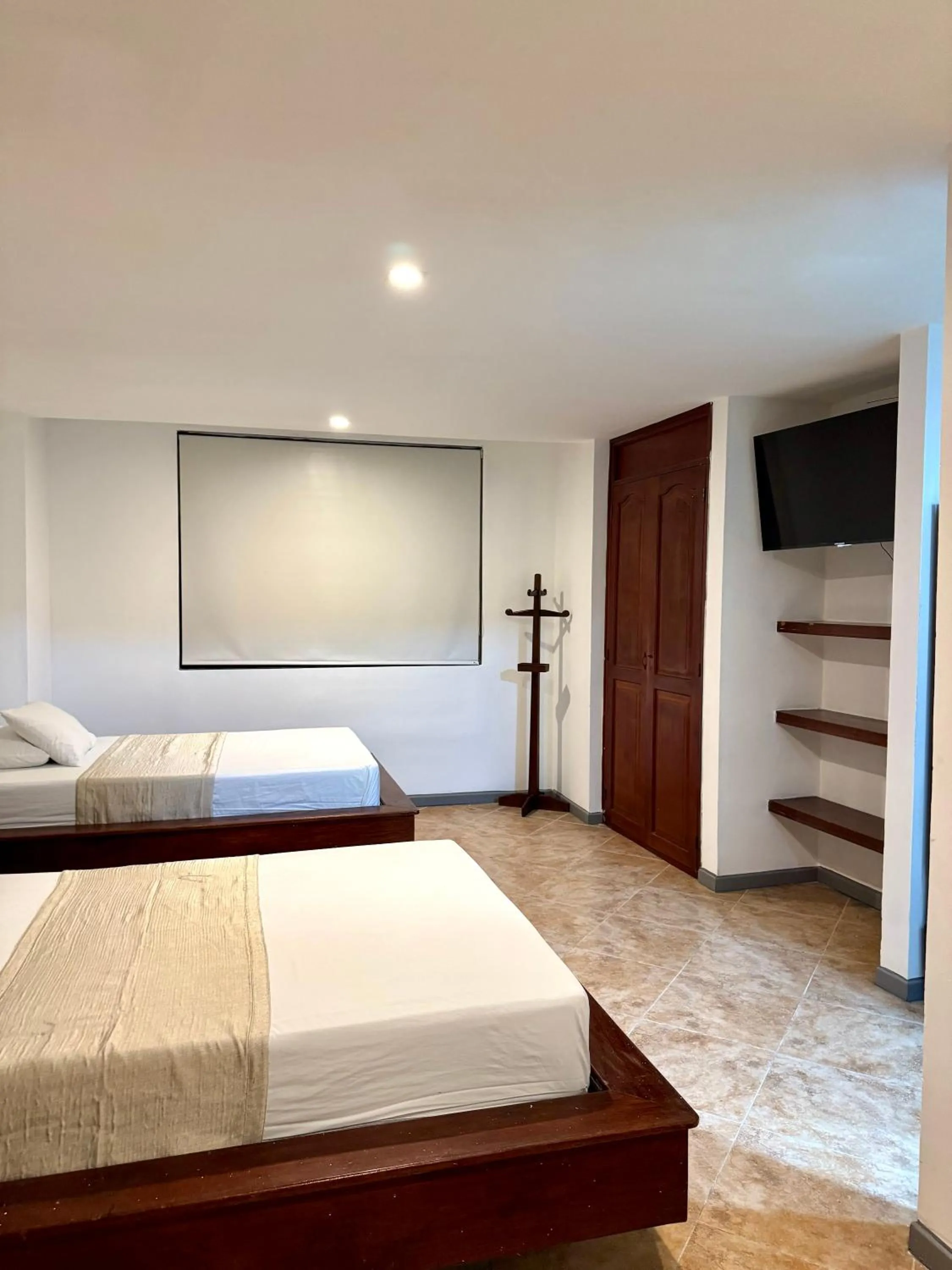 TV and multimedia, Bed in Hotel Plaza Mayor 44