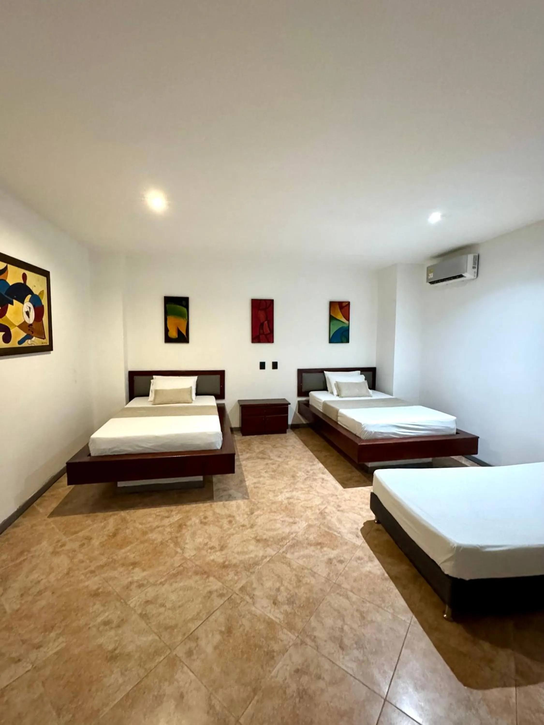 Bed in Hotel Plaza Mayor 44