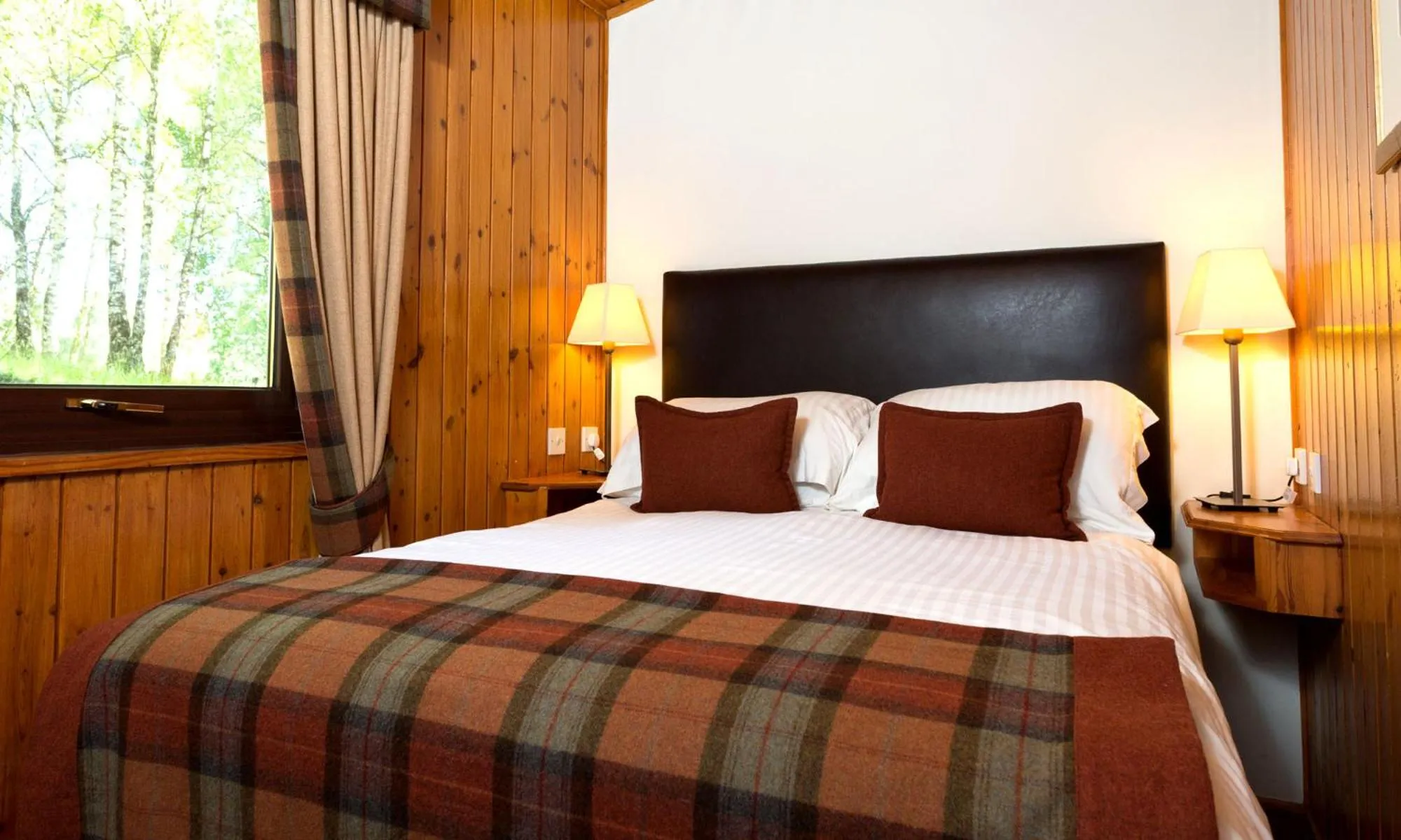 Bed in Macdonald Lochanhully Resort