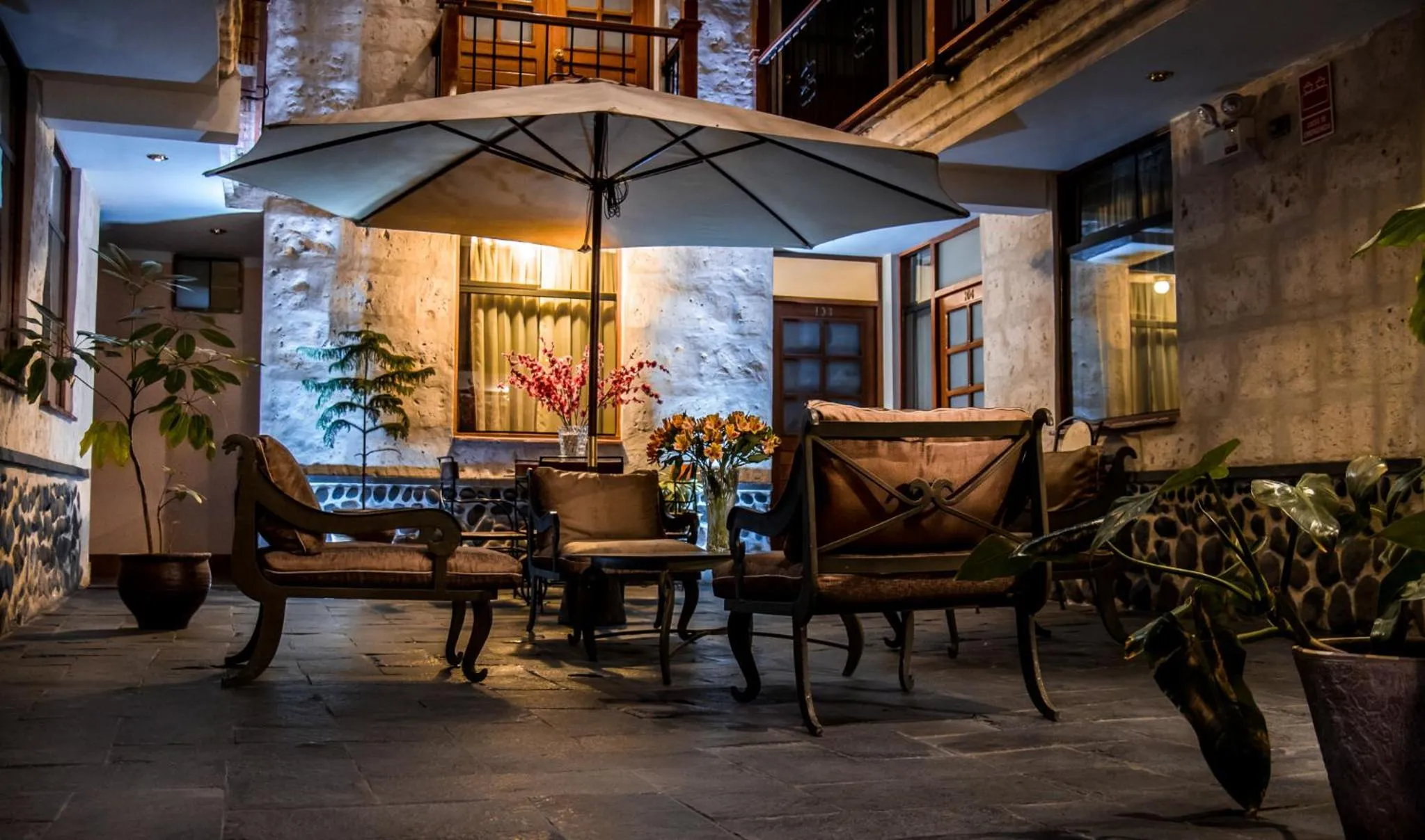 Property building in El Portal De San Lázaro