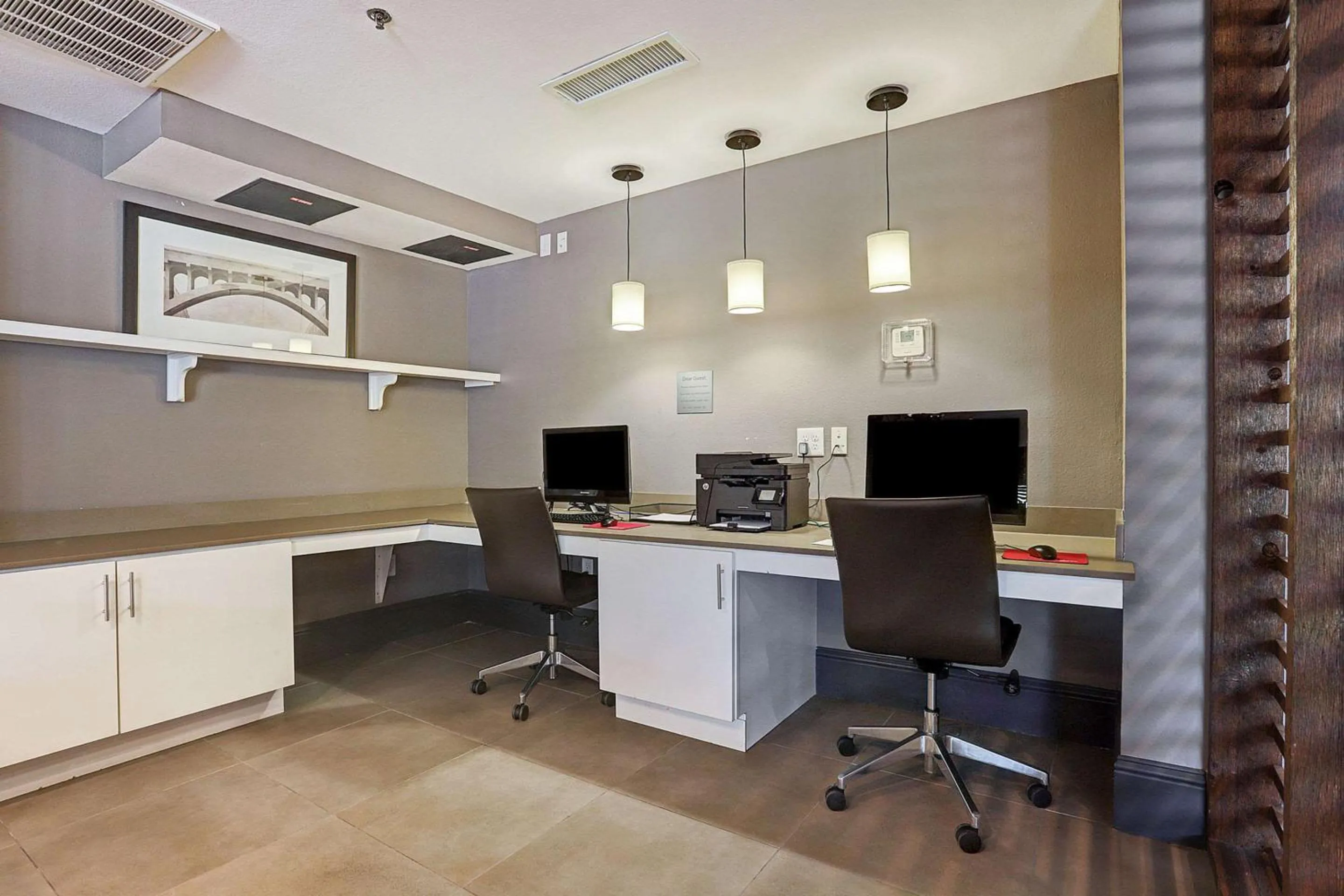 Business facilities in Best Western Plus Westheimer - Westchase Inn & Suites