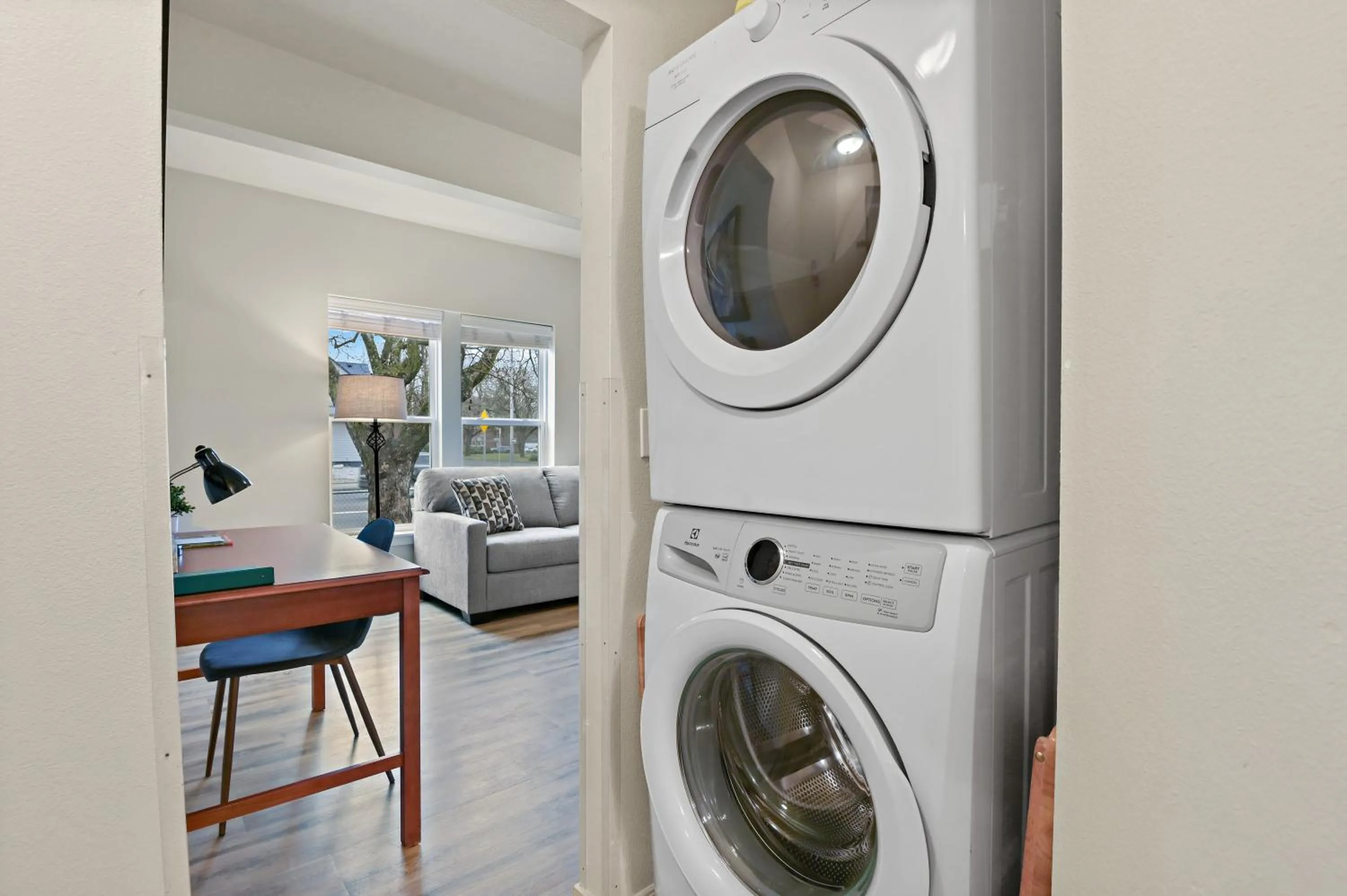 washing machine in Maple Leaf Manor Suites