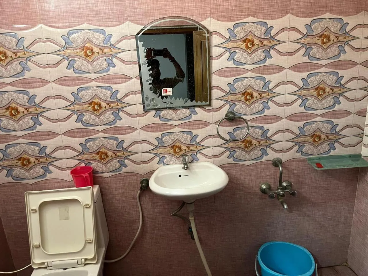 Bathroom in Hotel Krishna Gorakhpur