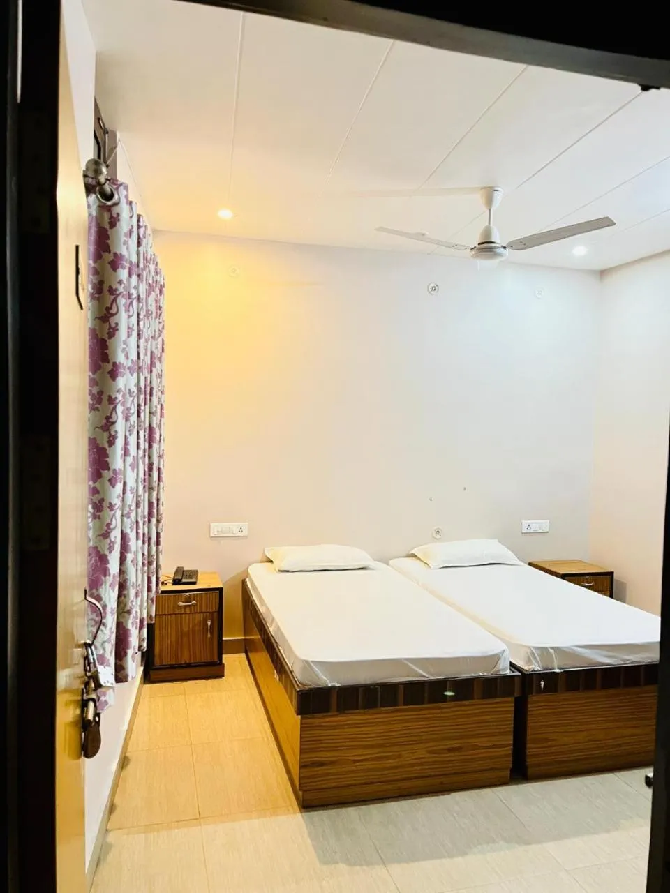 Photo of the whole room, Bed in Hotel Krishna Gorakhpur