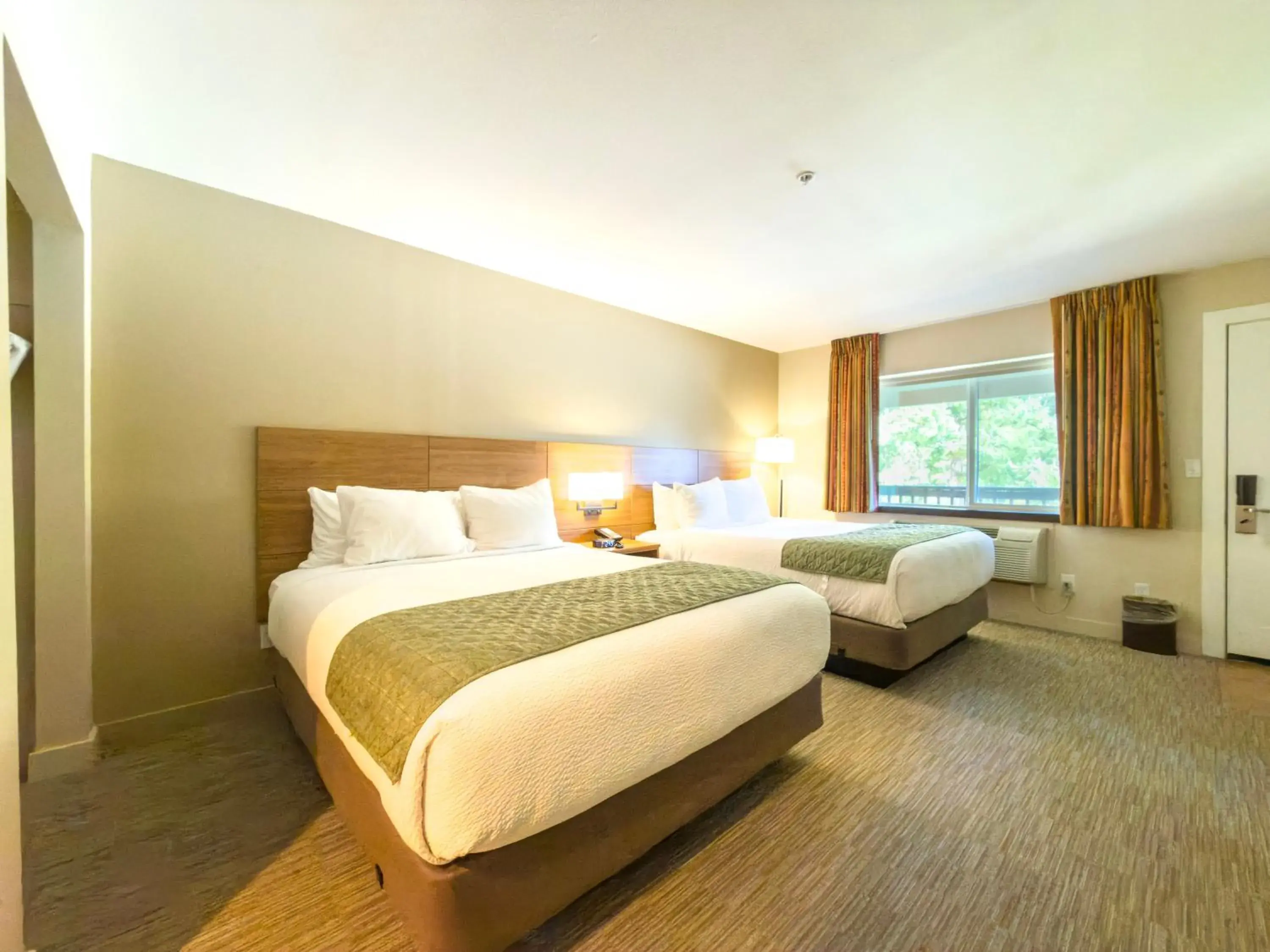 Bed in Carson Hot Springs Resort & Spa Bed in Carson Hot Springs Resort & Spa