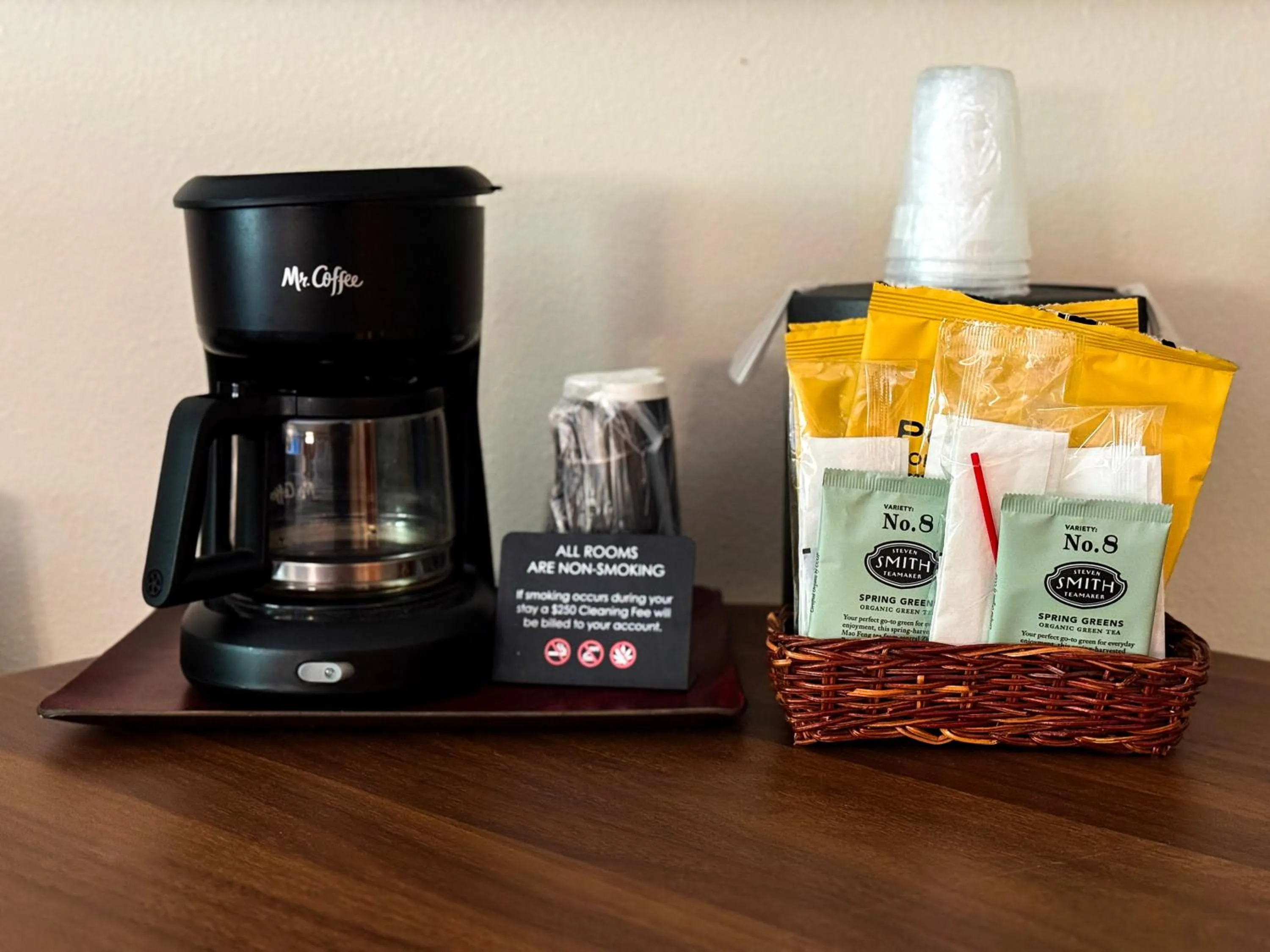 Coffee/tea facilities in Carson Hot Springs Resort & Spa