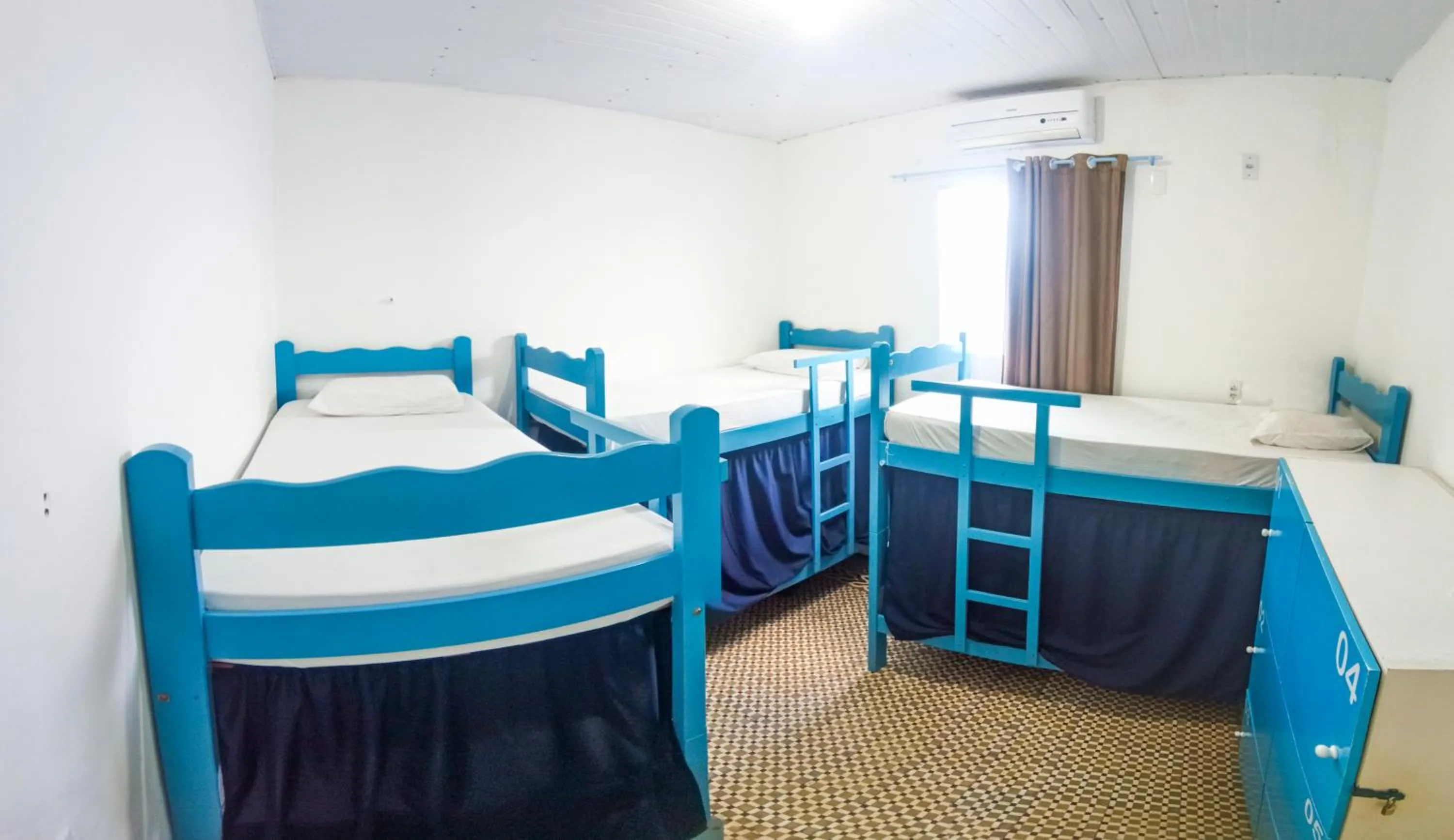 Bunk Bed in Male Dormitory Room  in Hostel Dragão do Mar Fortaleza