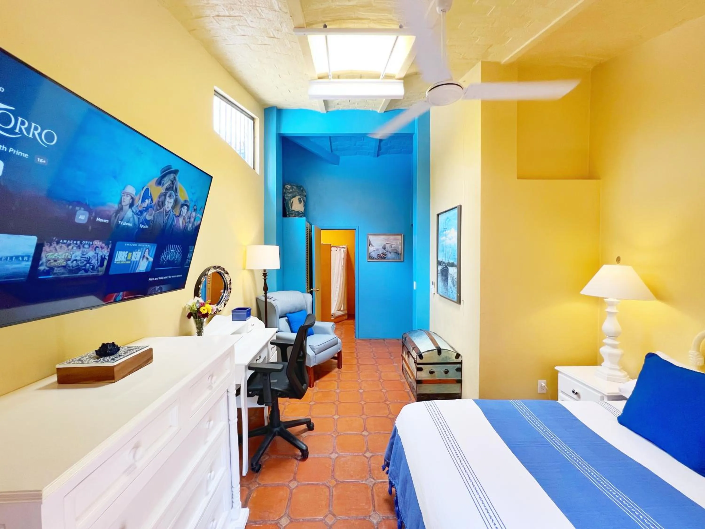 Bed in Estrellita's Bed & Breakfast