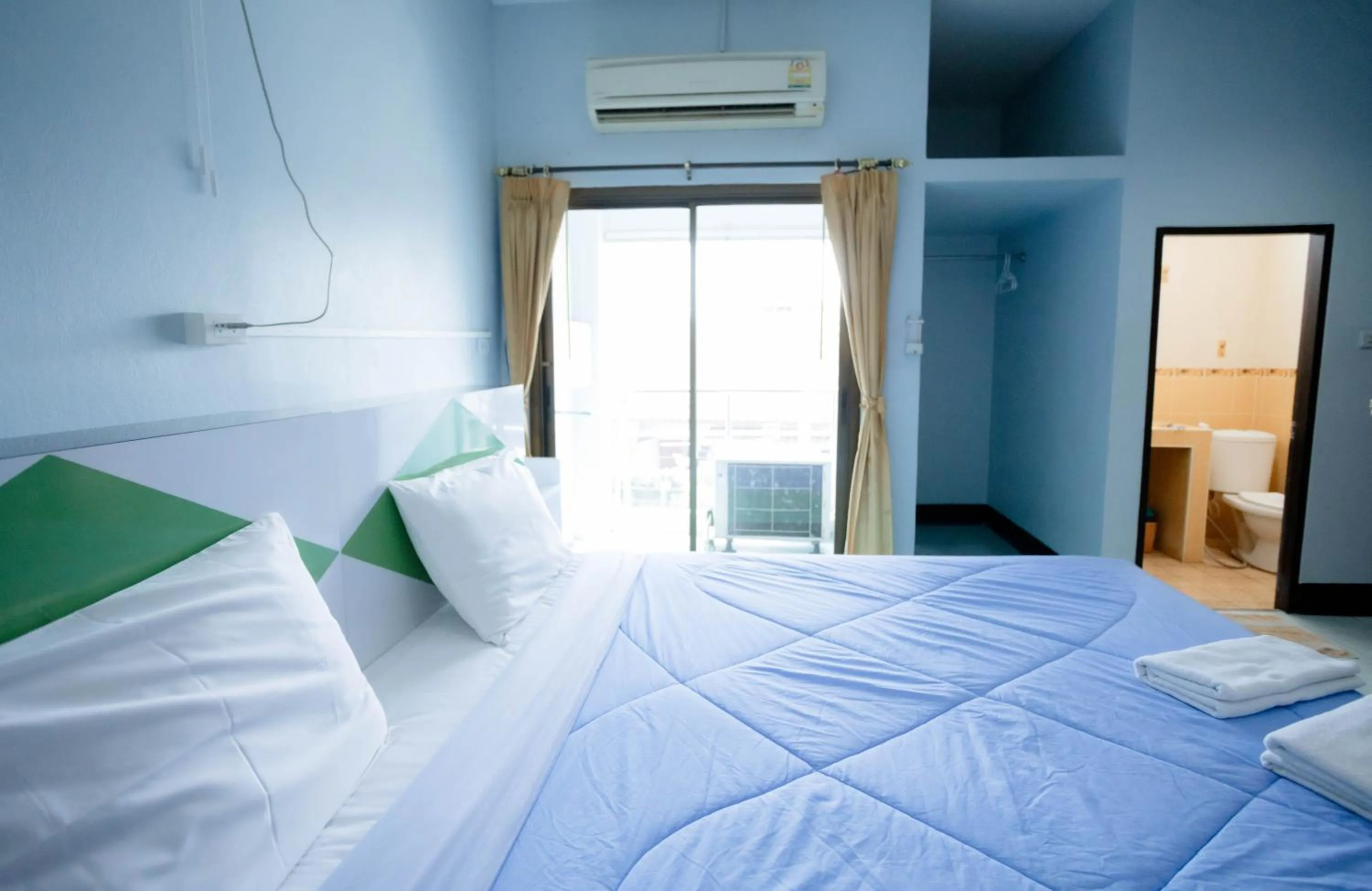 Double Room in Thongkon Hotel