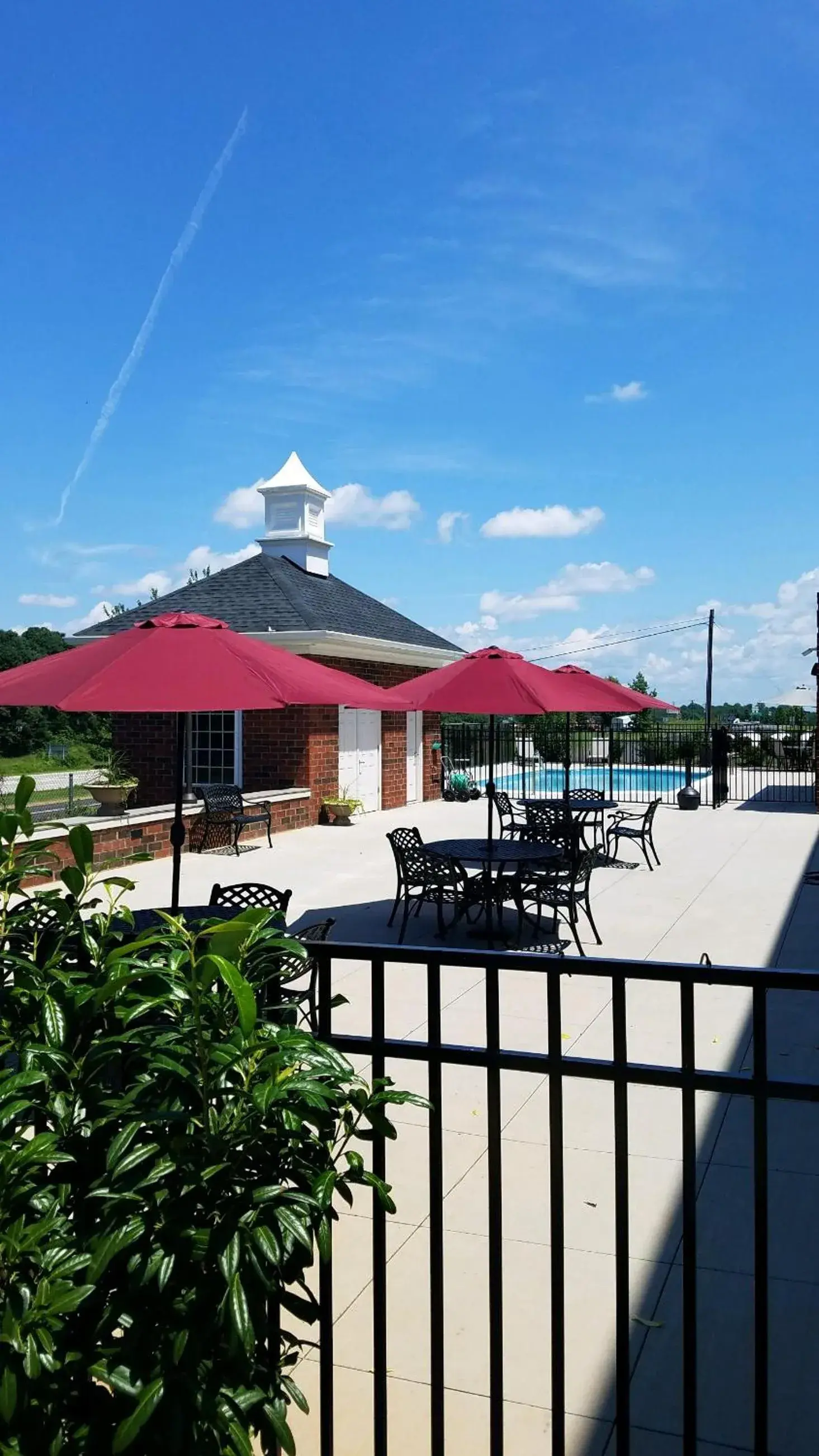 Pool view in Appomattox Inn and Suites Pool view in Appomattox Inn and Suites