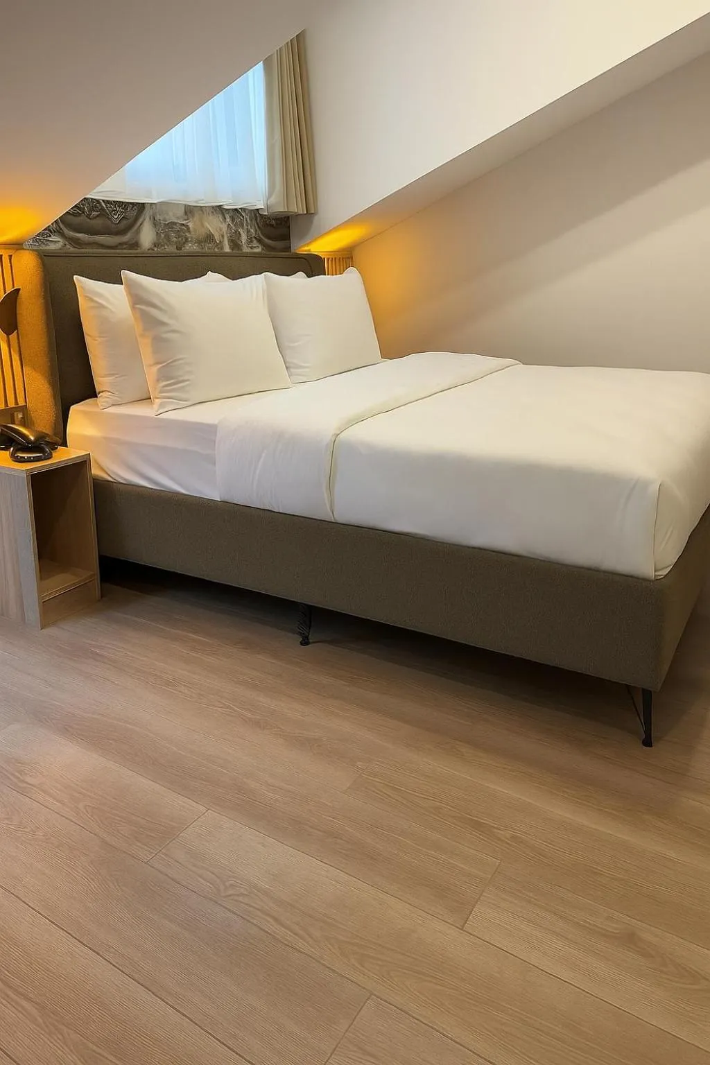 Bedroom, Bed in Positive Hotel