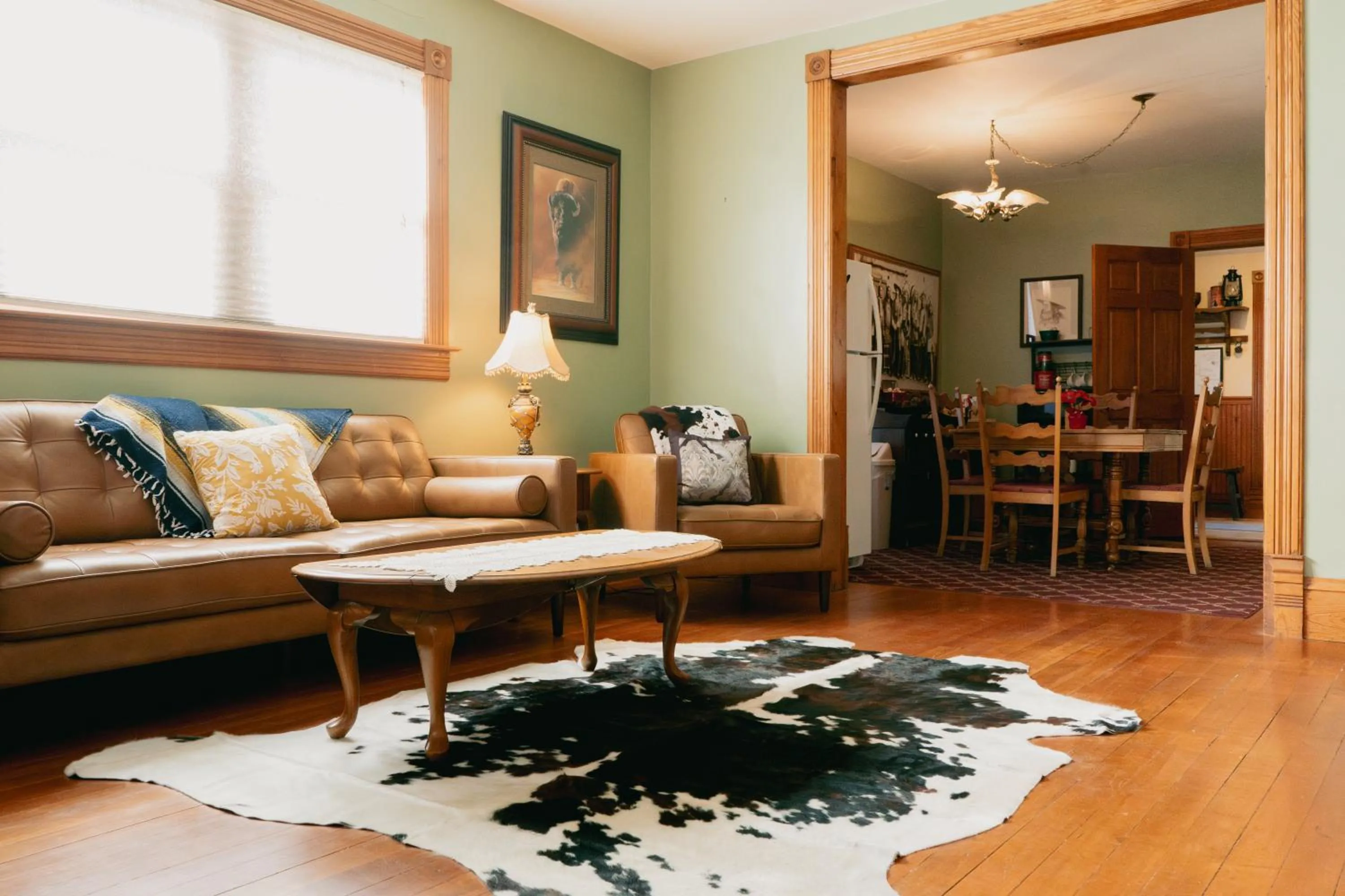 Living room in First Deadwood Cottages
