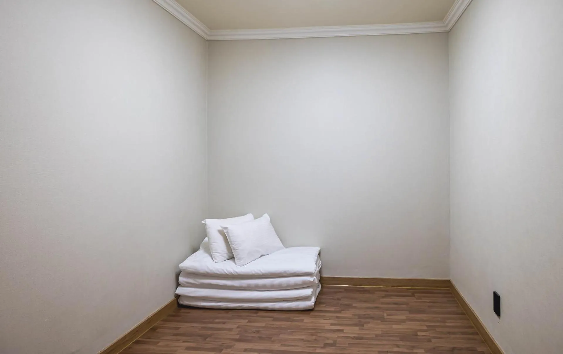 Bedroom, Bed in Kensington Resort Gapyeong