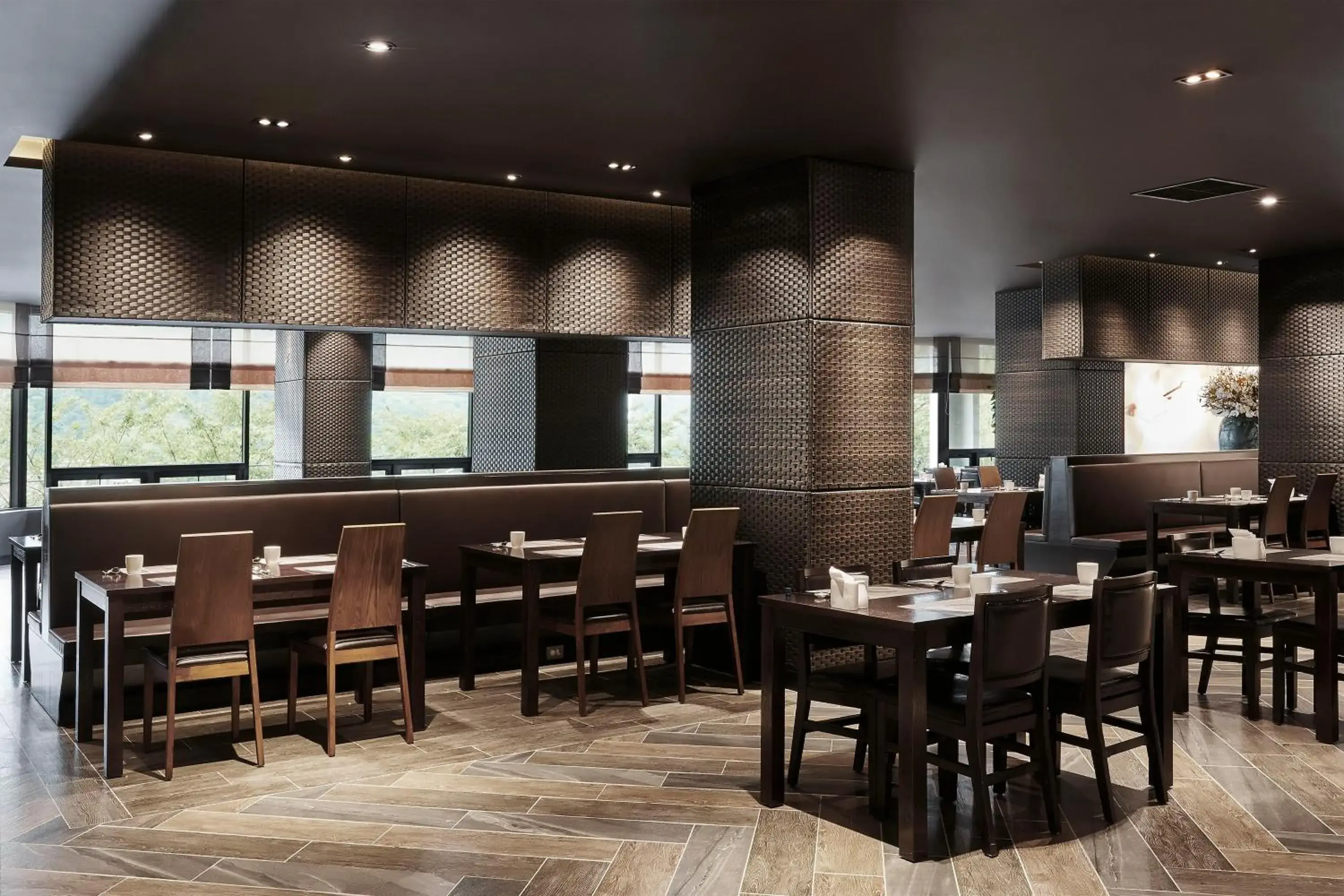 Restaurant/places to eat in KensingtonResort JirisanHadong Restaurant/places to eat in KensingtonResort JirisanHadong