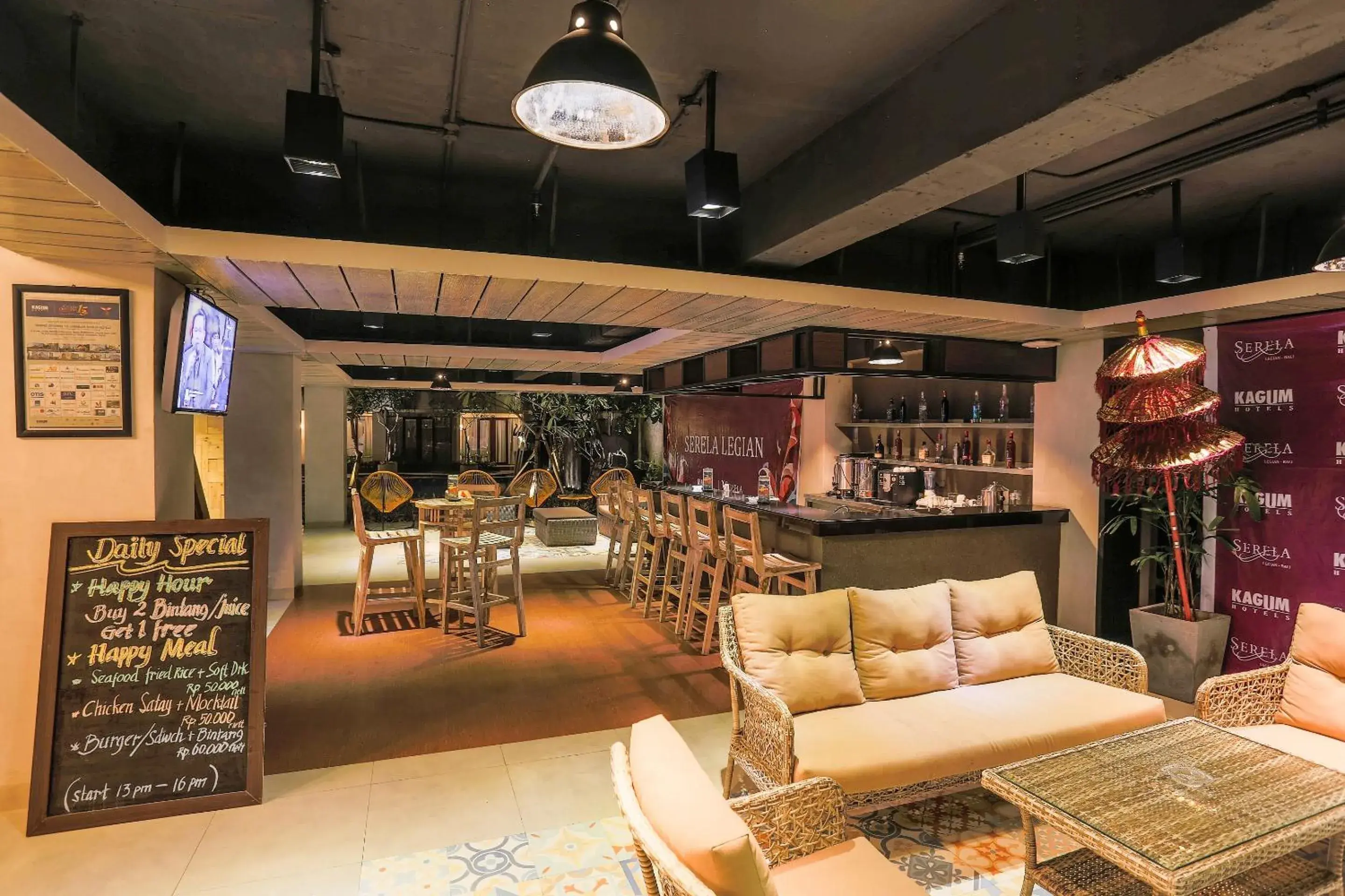 Lounge or bar, Lounge/Bar in Serela Legian by KAGUM Hotels