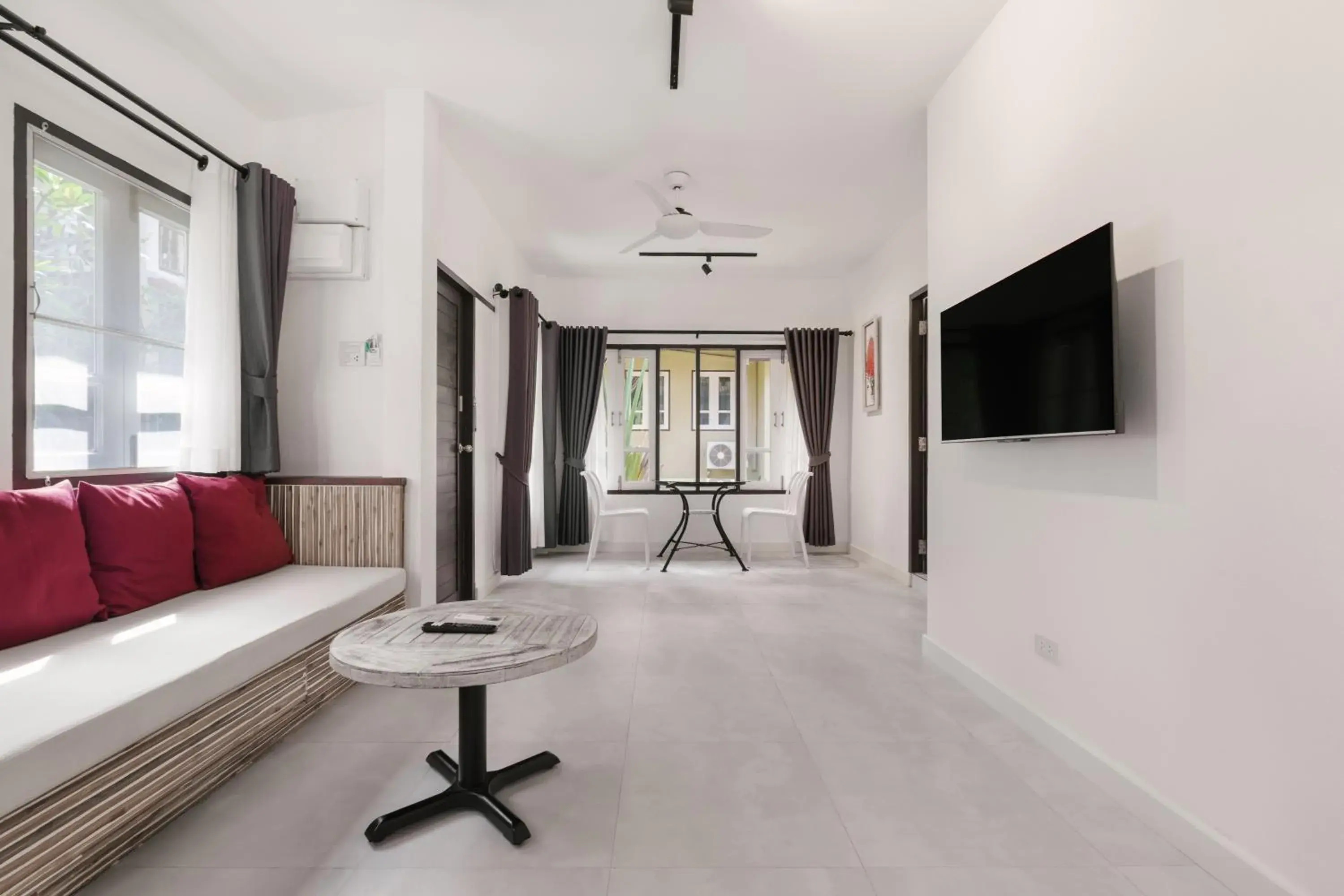 Living room in Palm Village Living room in Palm Village