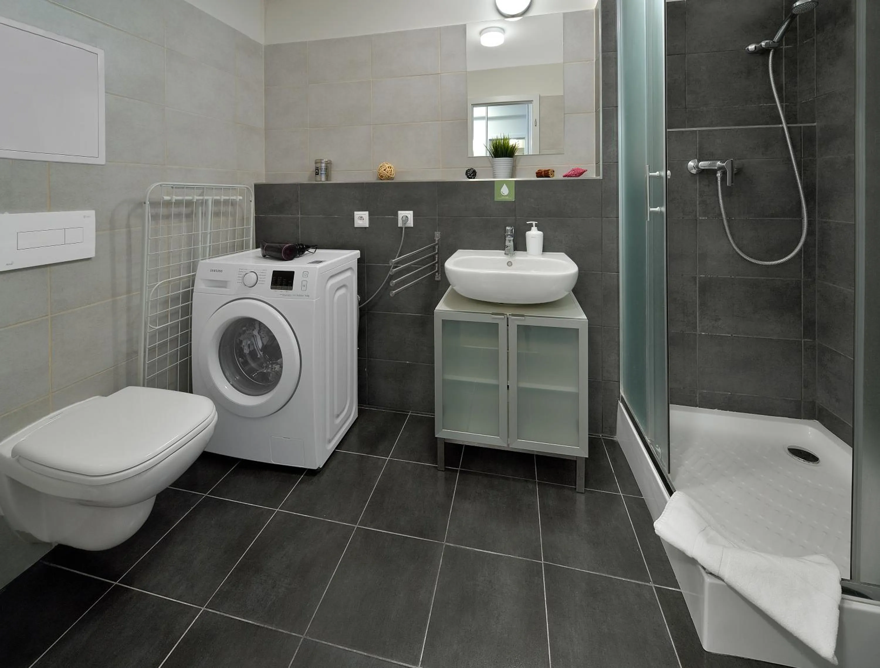 Bathroom in Charming & Cozy Ambiente Apartments