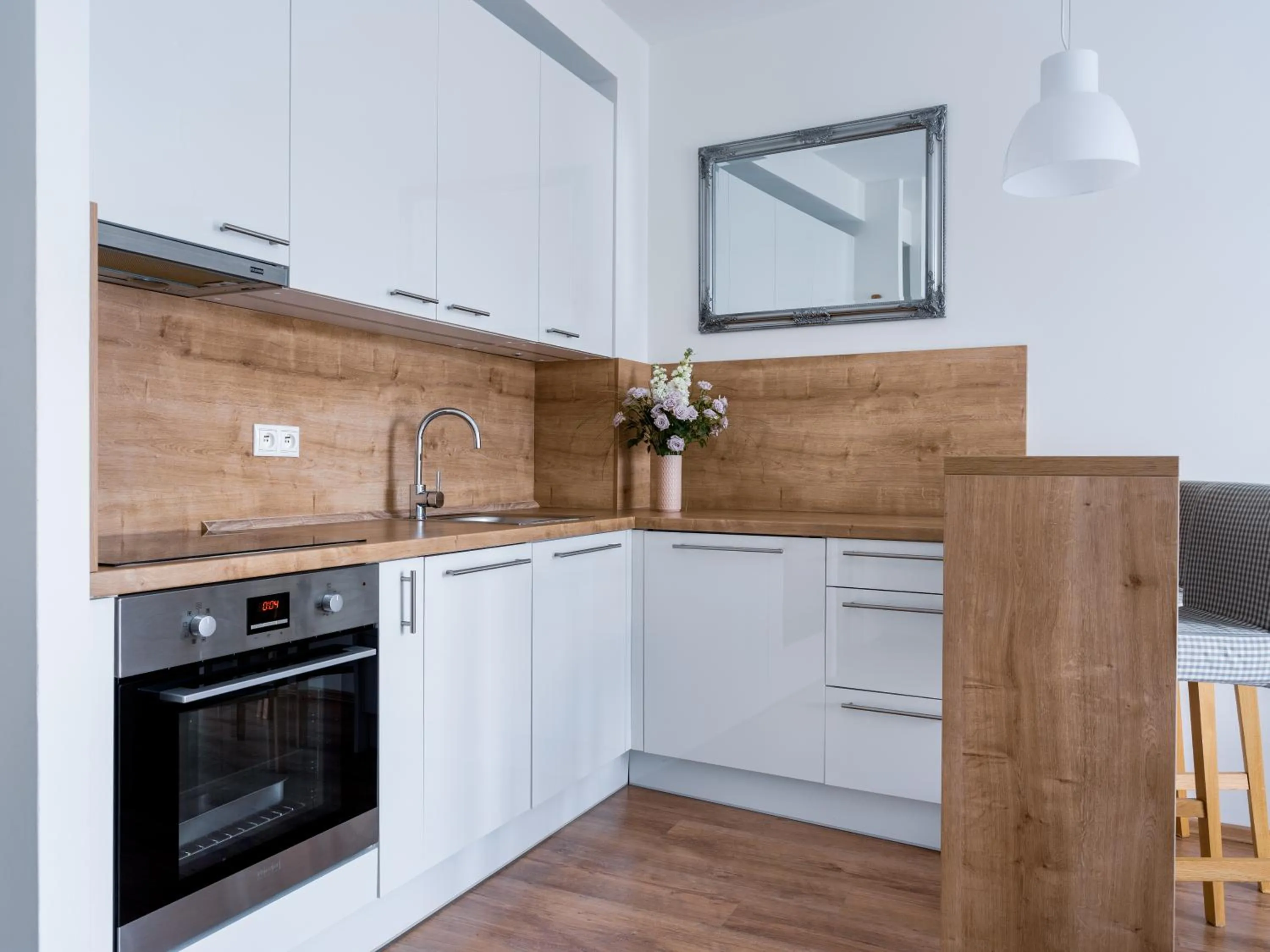 Kitchen or kitchenette in Charming & Cozy Ambiente Apartments