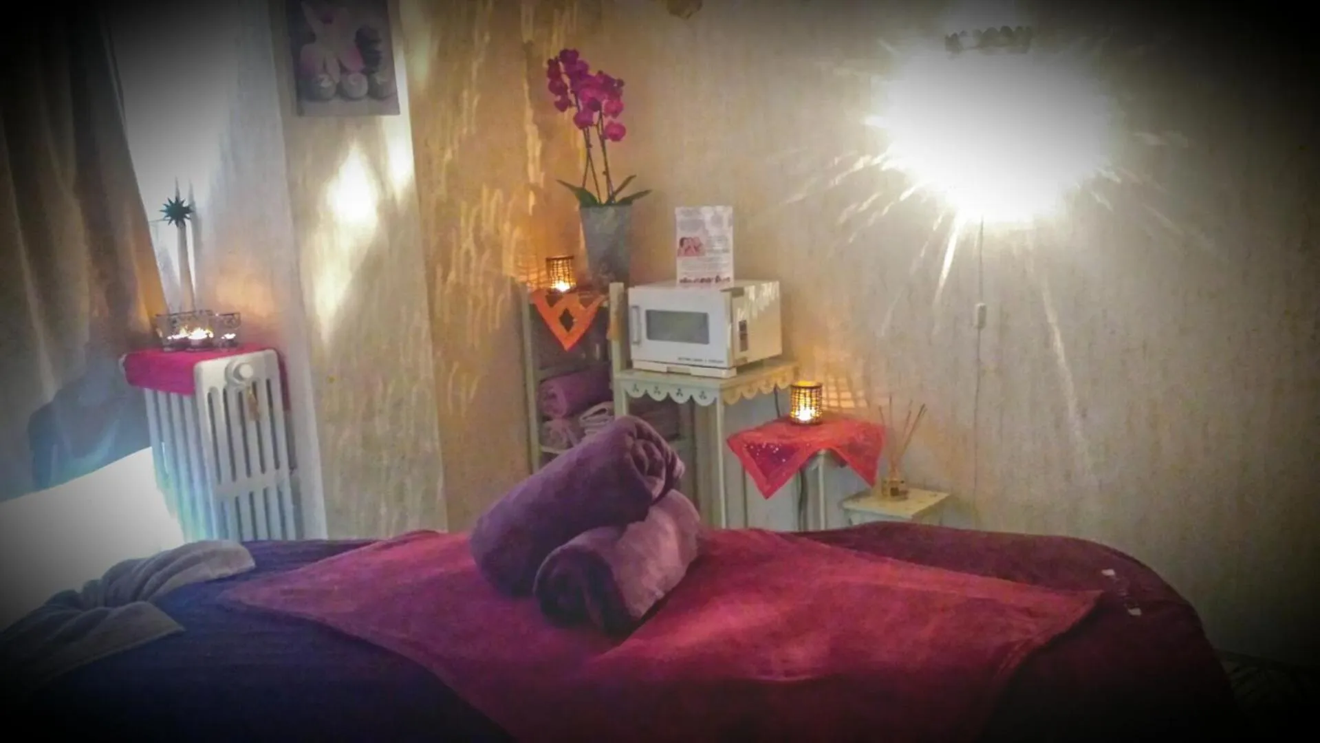 Spa and wellness centre/facilities, Bed in Le Soleil D'or