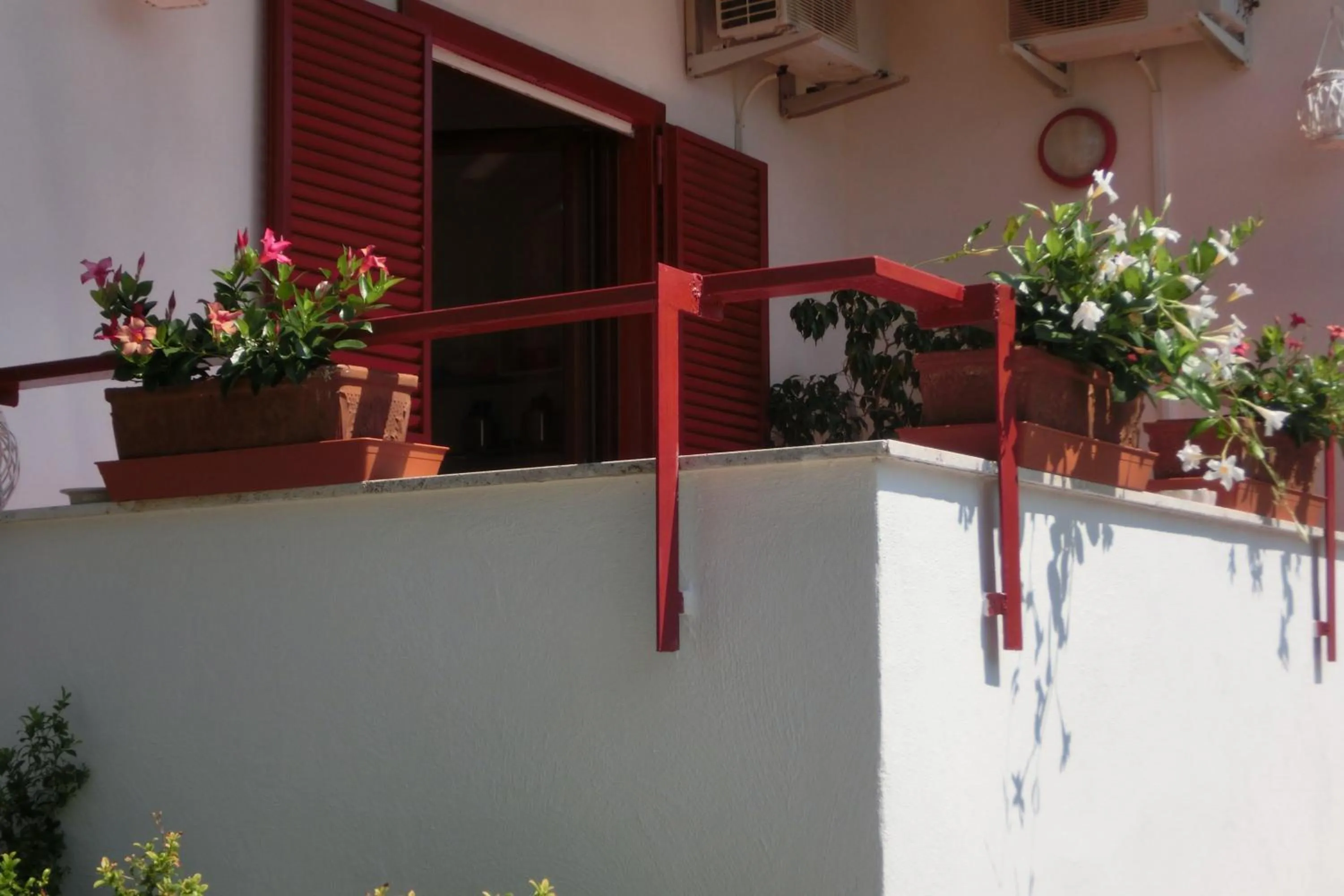 Facade/entrance in Annavi