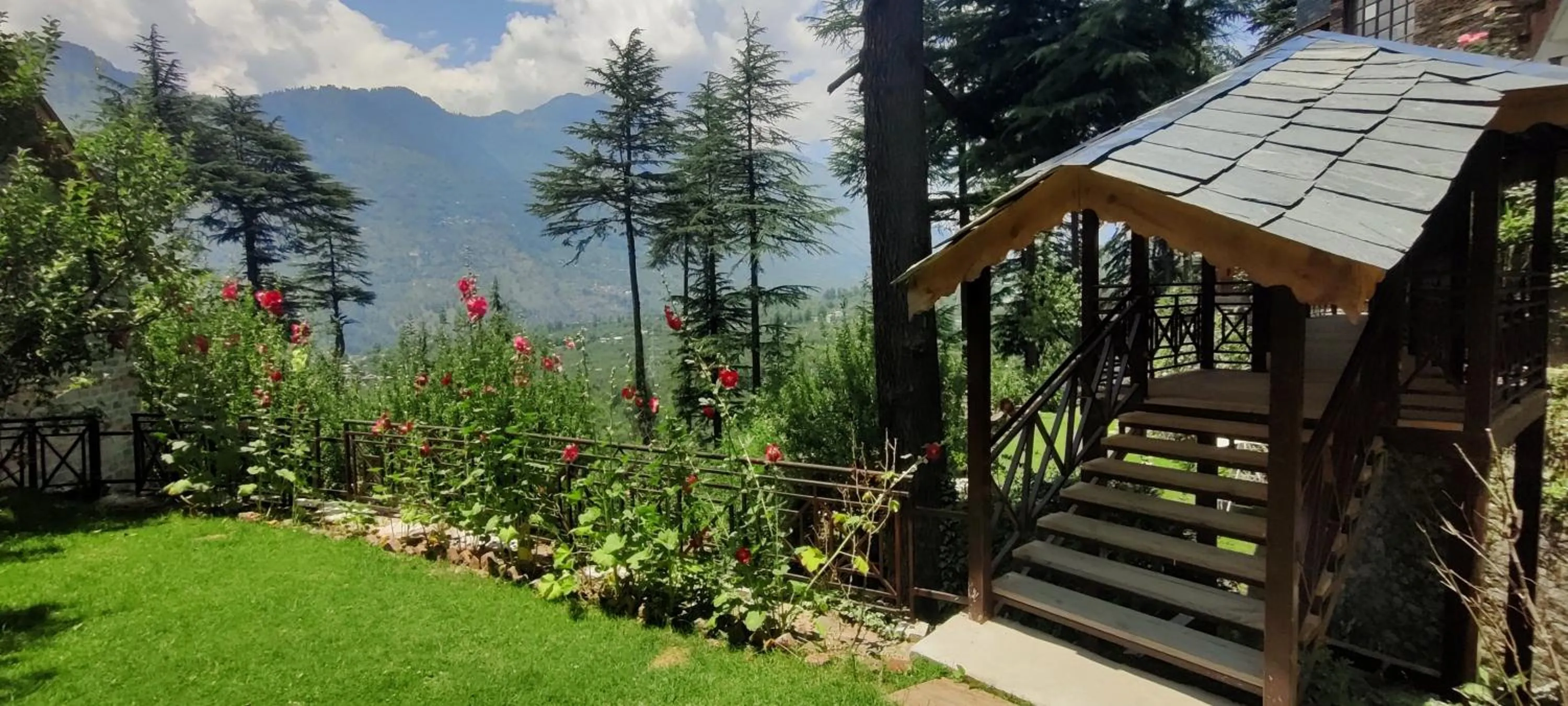 Garden in Heritage Satikva Resorts and Spa