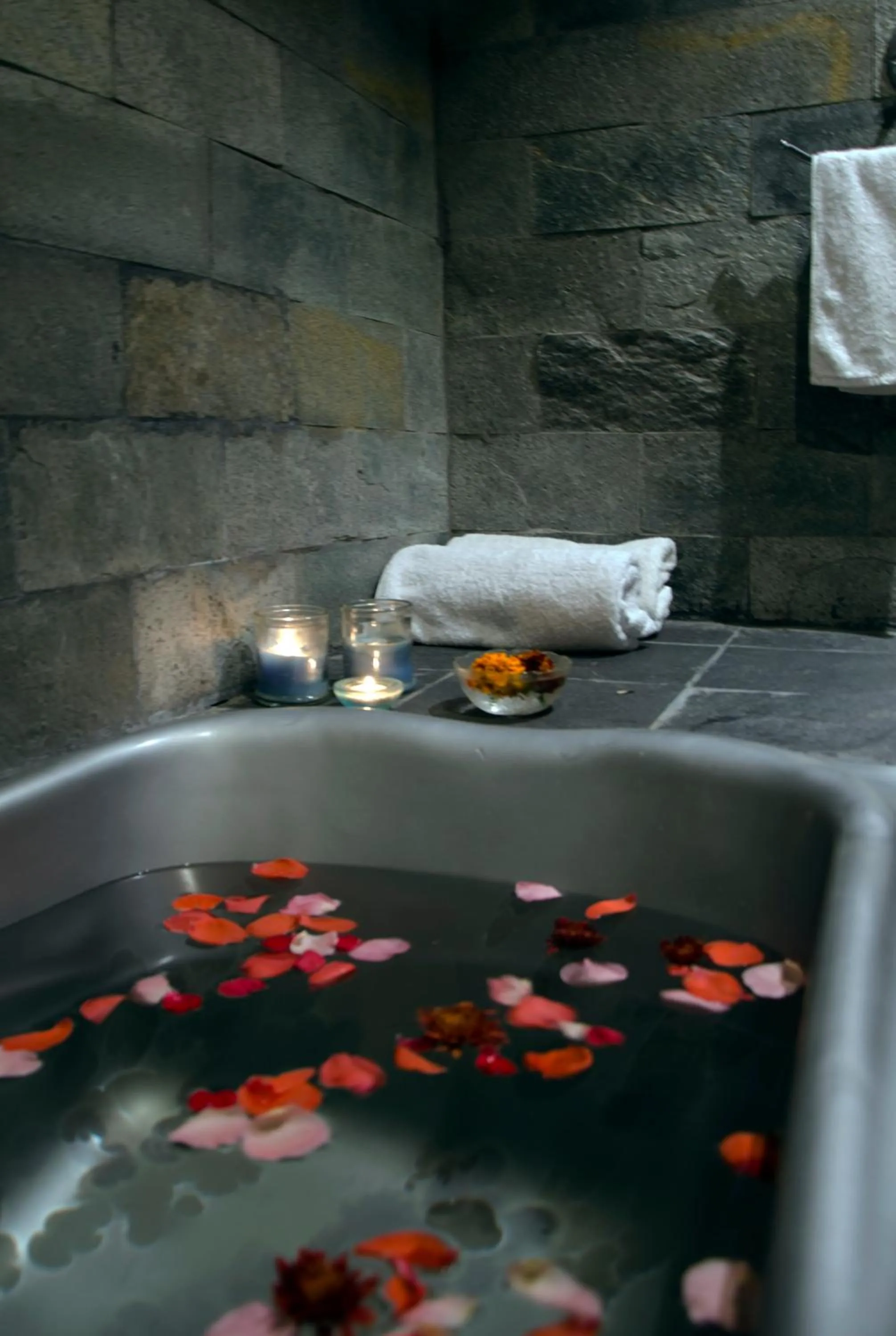 Bath in Heritage Satikva Resorts and Spa