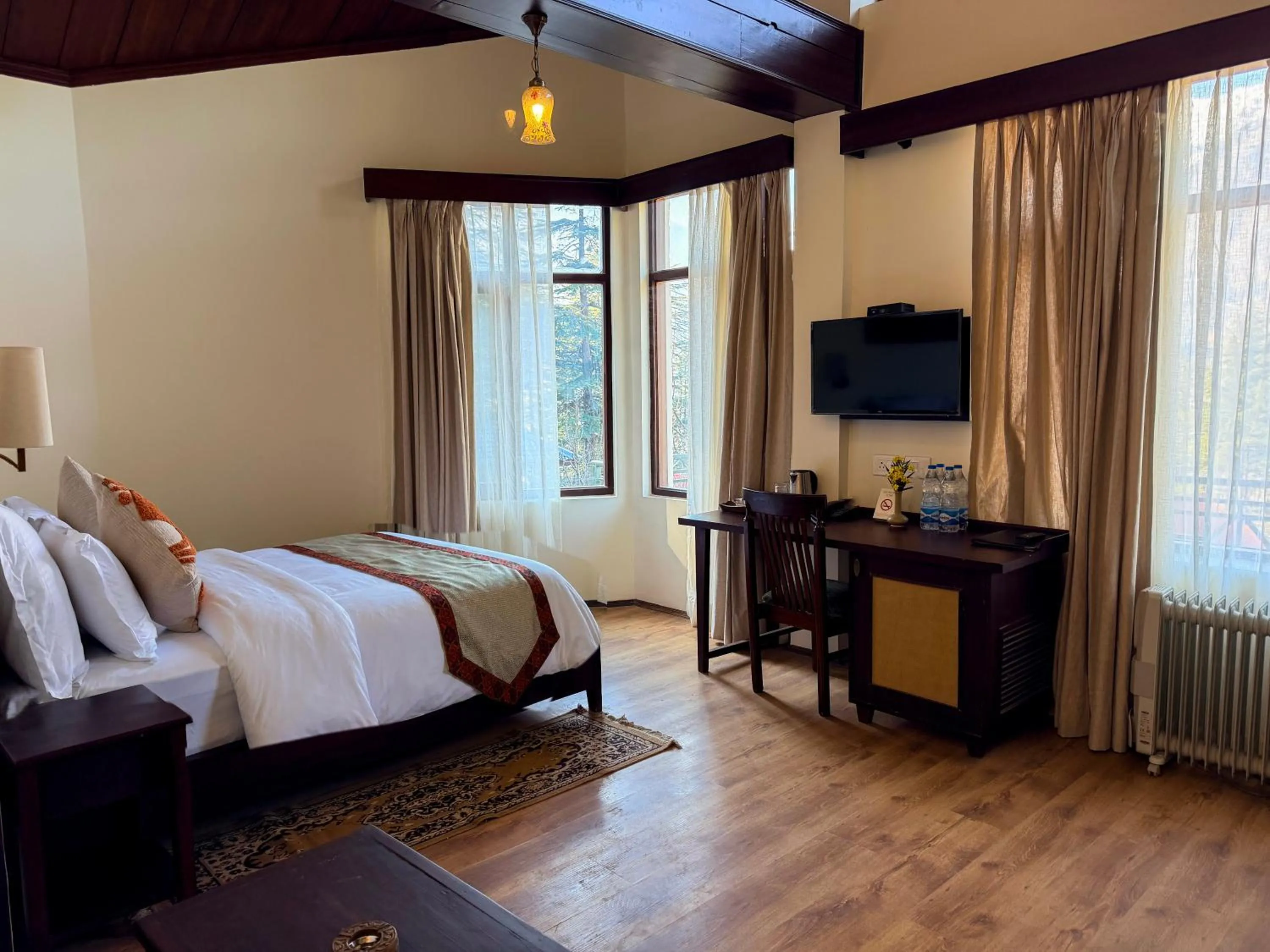TV and multimedia, Bed in Heritage Satikva Resorts and Spa
