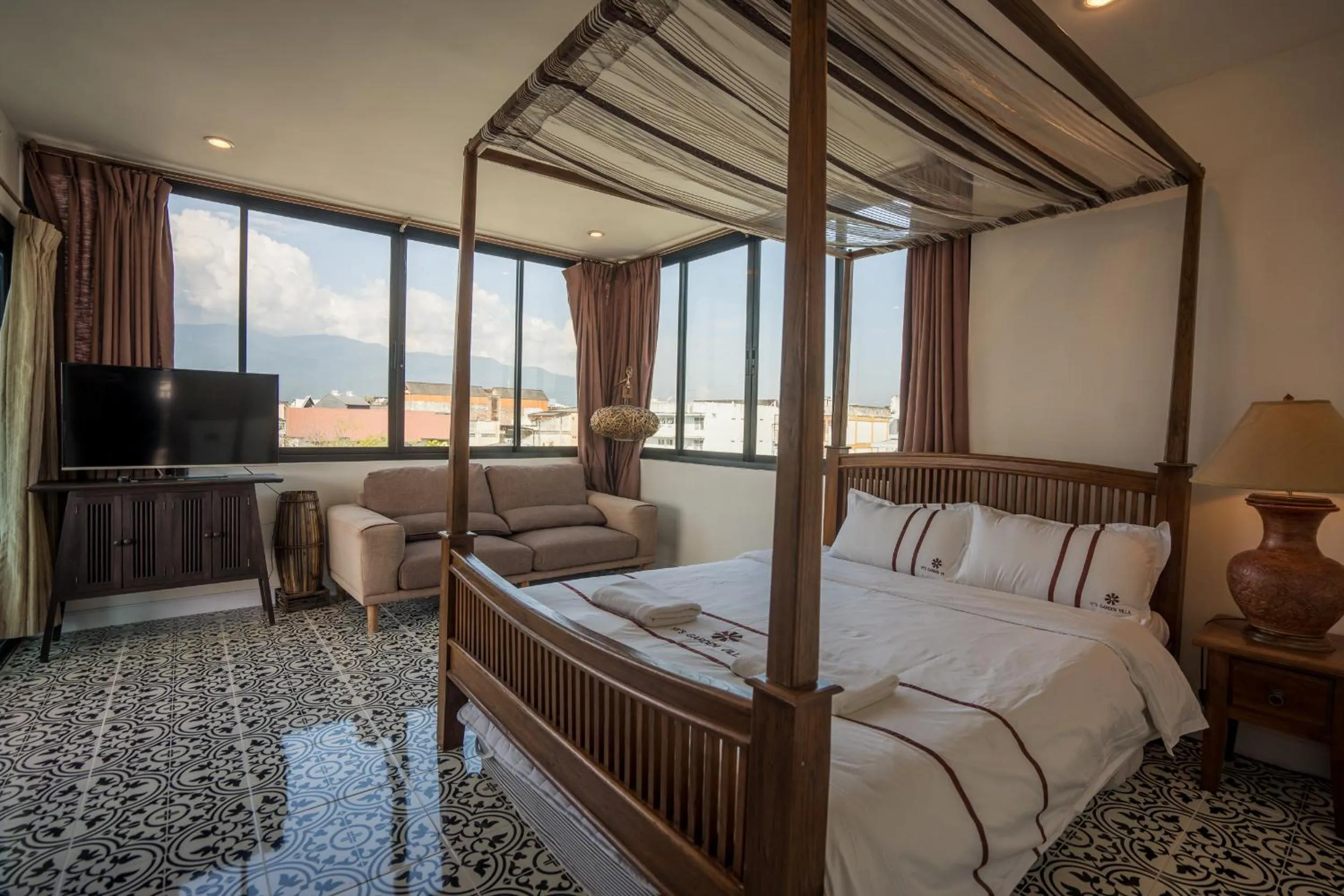 Bed in Yi's Garden Villa