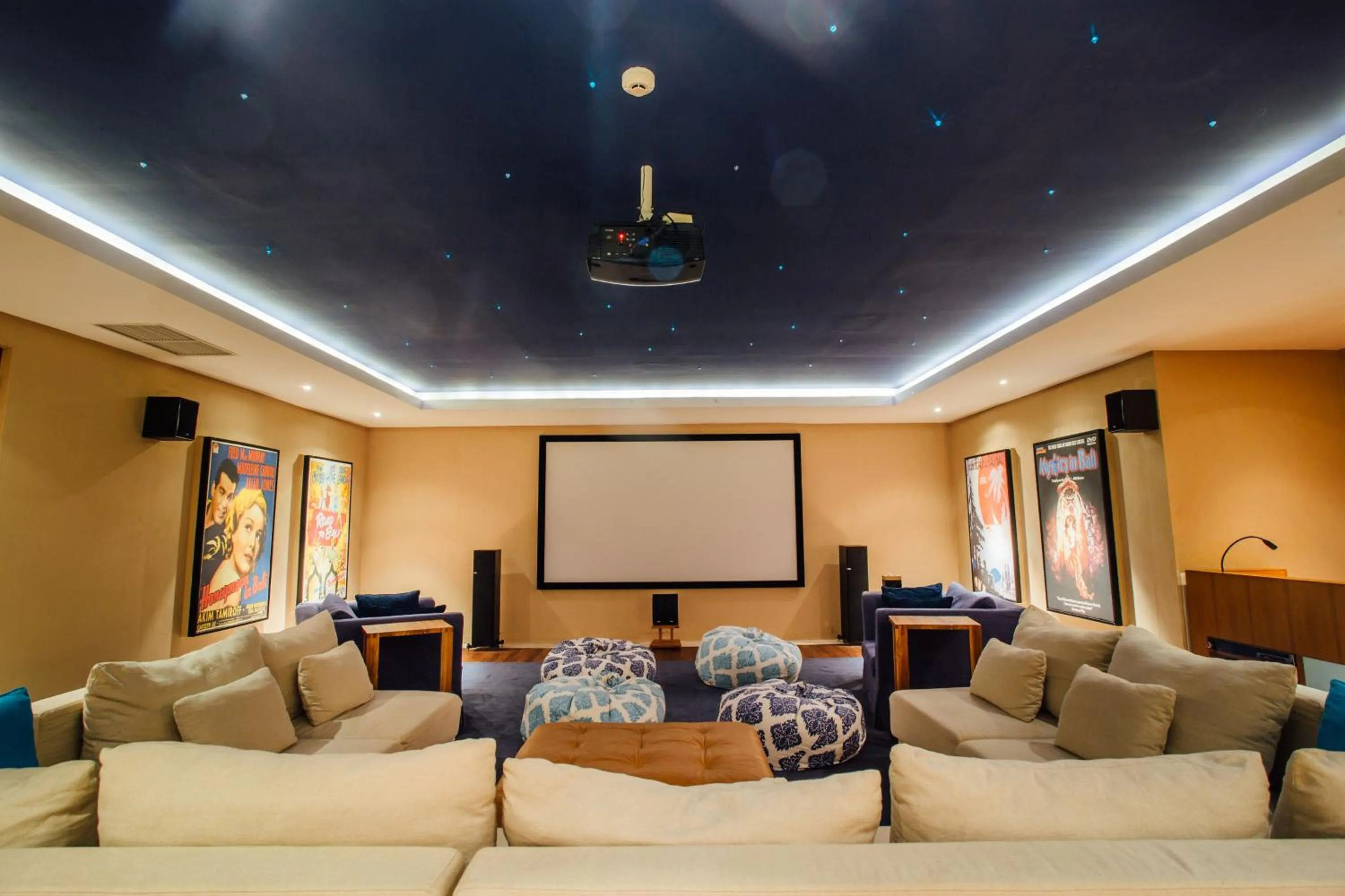 TV and multimedia in Anapuri Villas